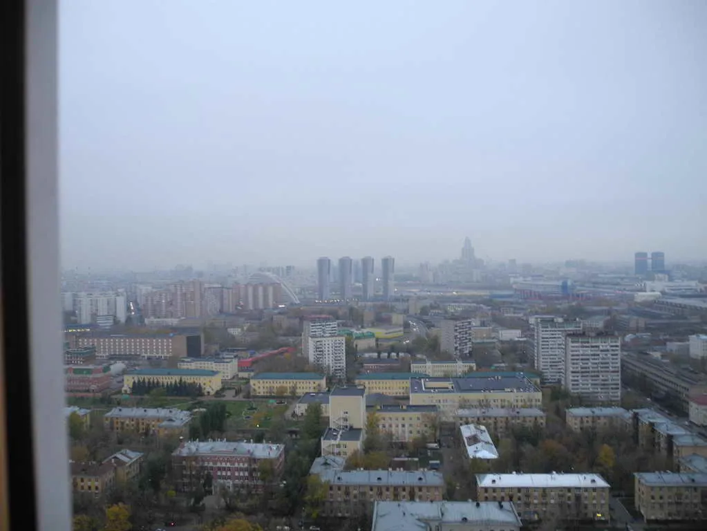 Полосатый лофт с люстрой, фото 6