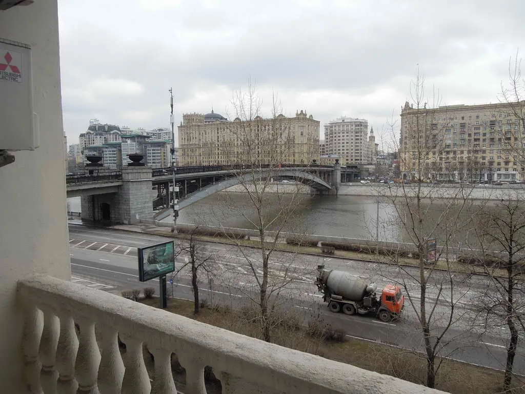 Парадная квартира с резными дверьми, фото 12