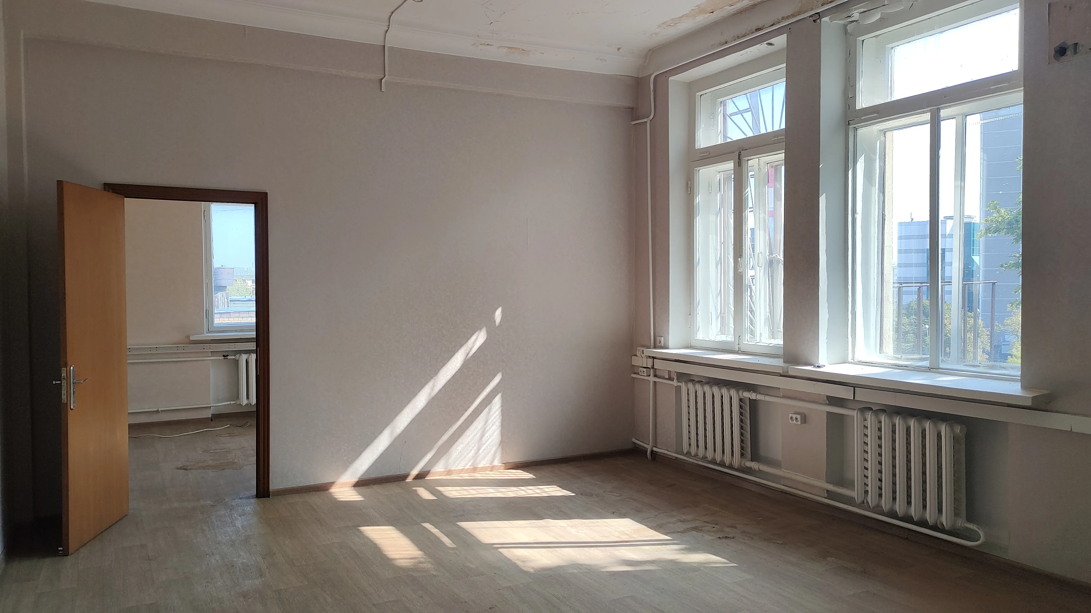Ретро-интерьеры в офисном здании, фото 3
