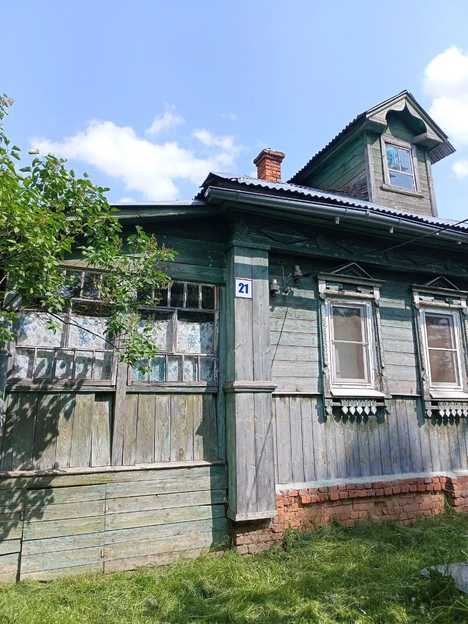 Резная дача с мезонином, фото 1