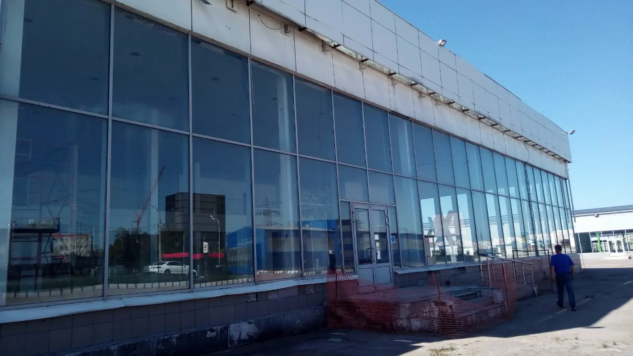 Автосалон в хай-теке, фото 19