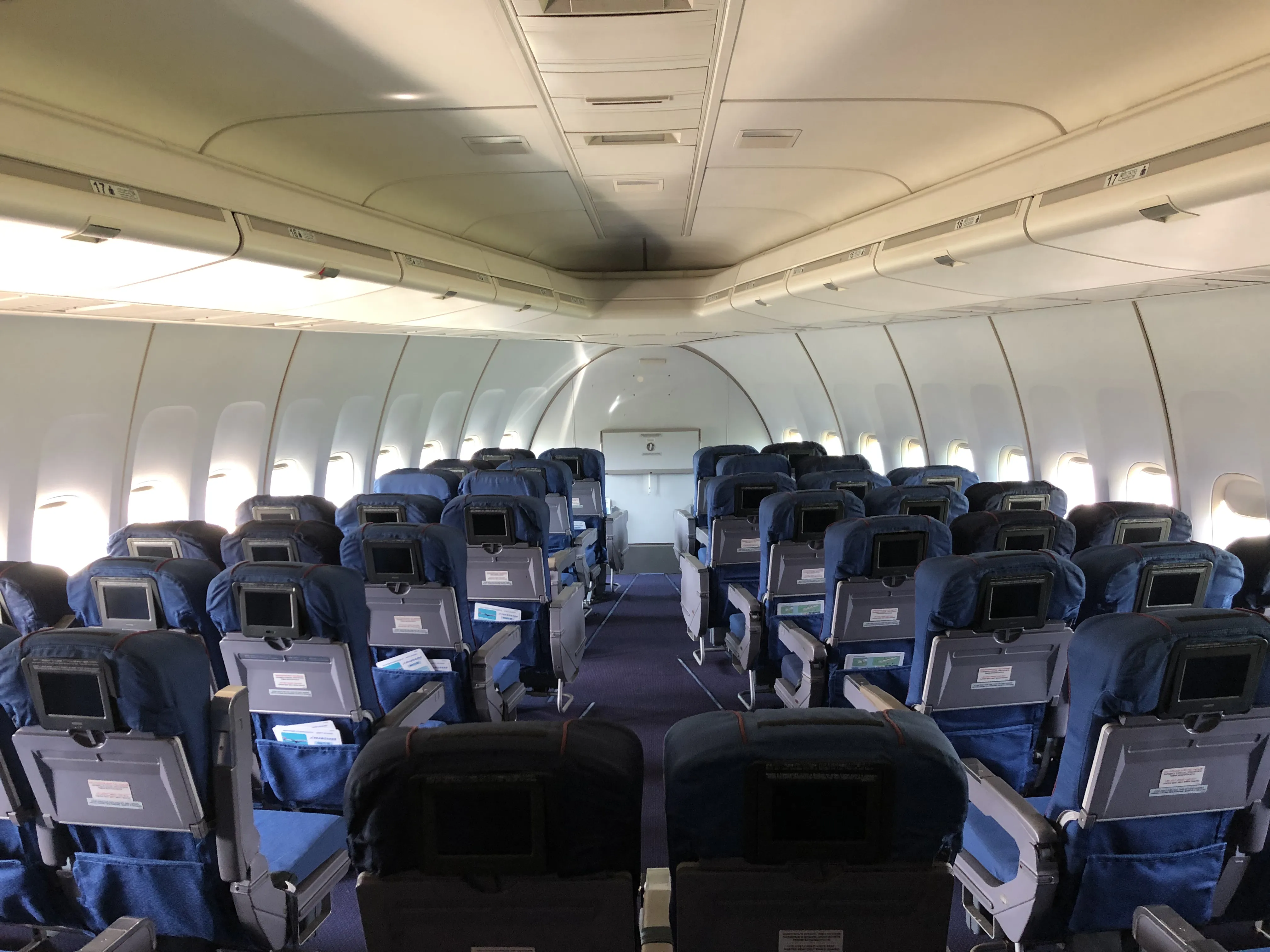 Кабина Боинга 747, фото 22