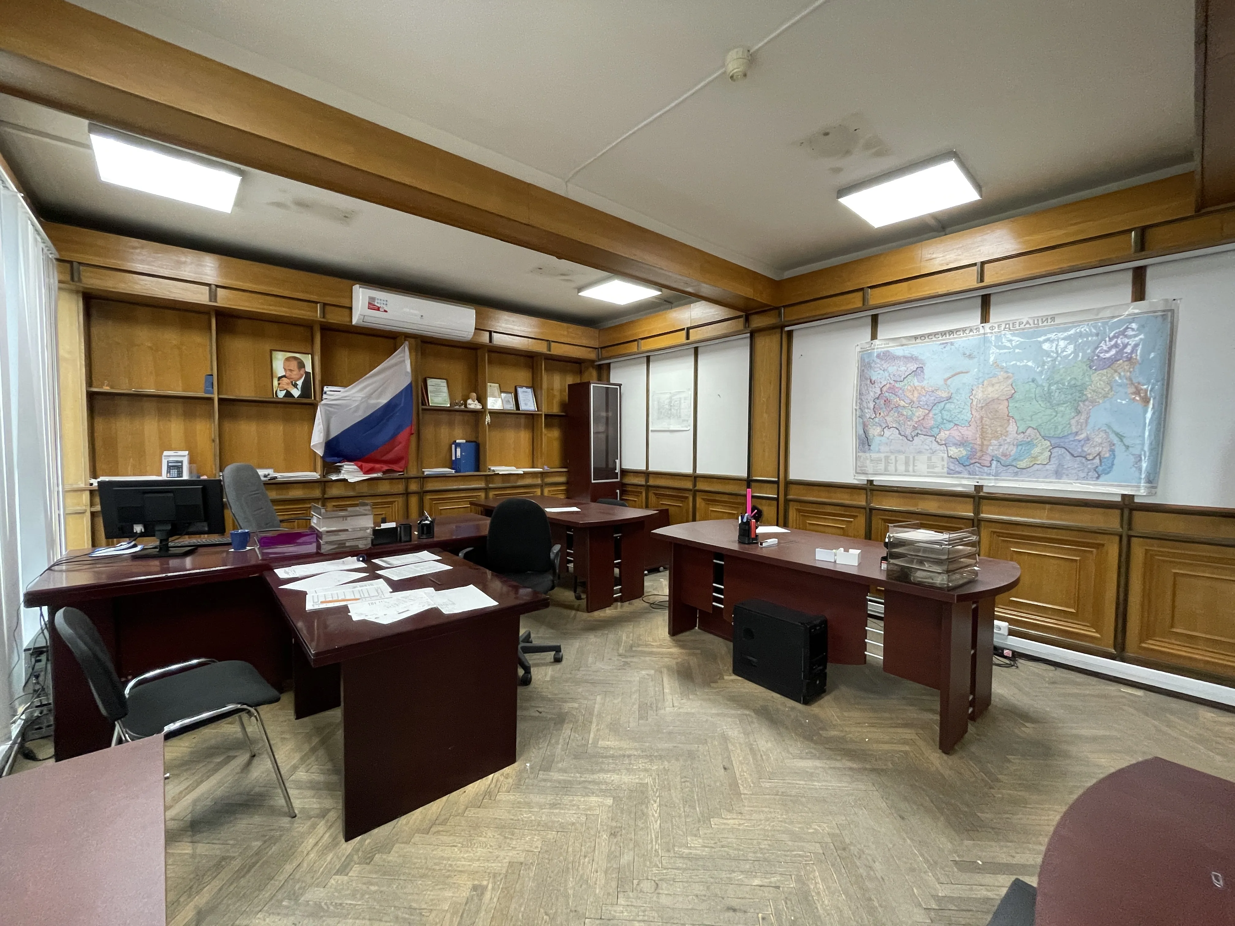 Офис с советским декором, фото 24