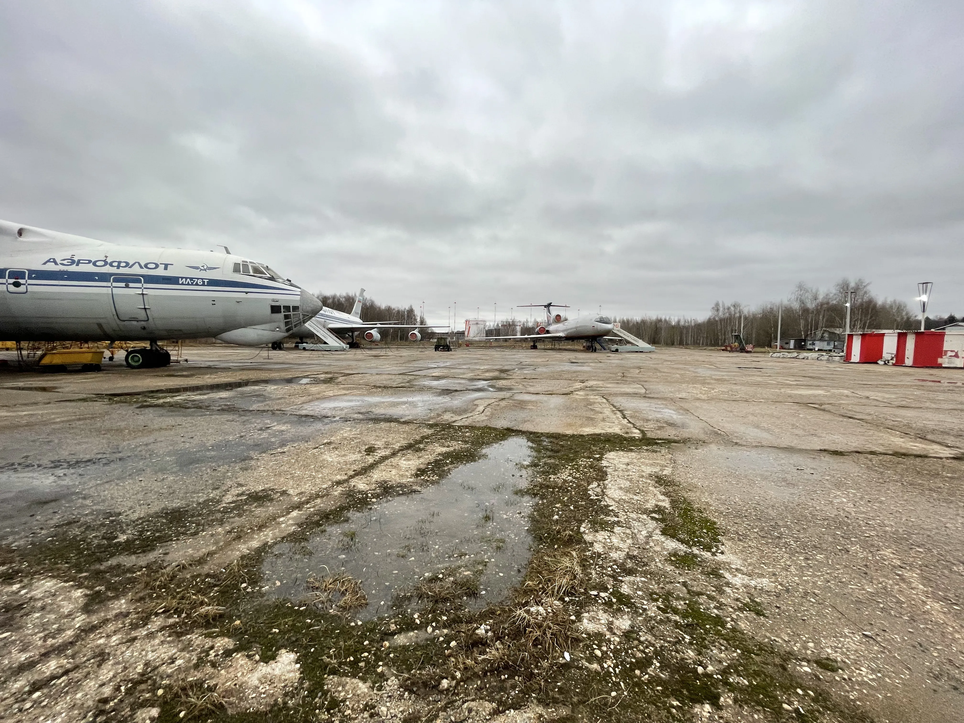 Парковка старых самолетов, фото 9