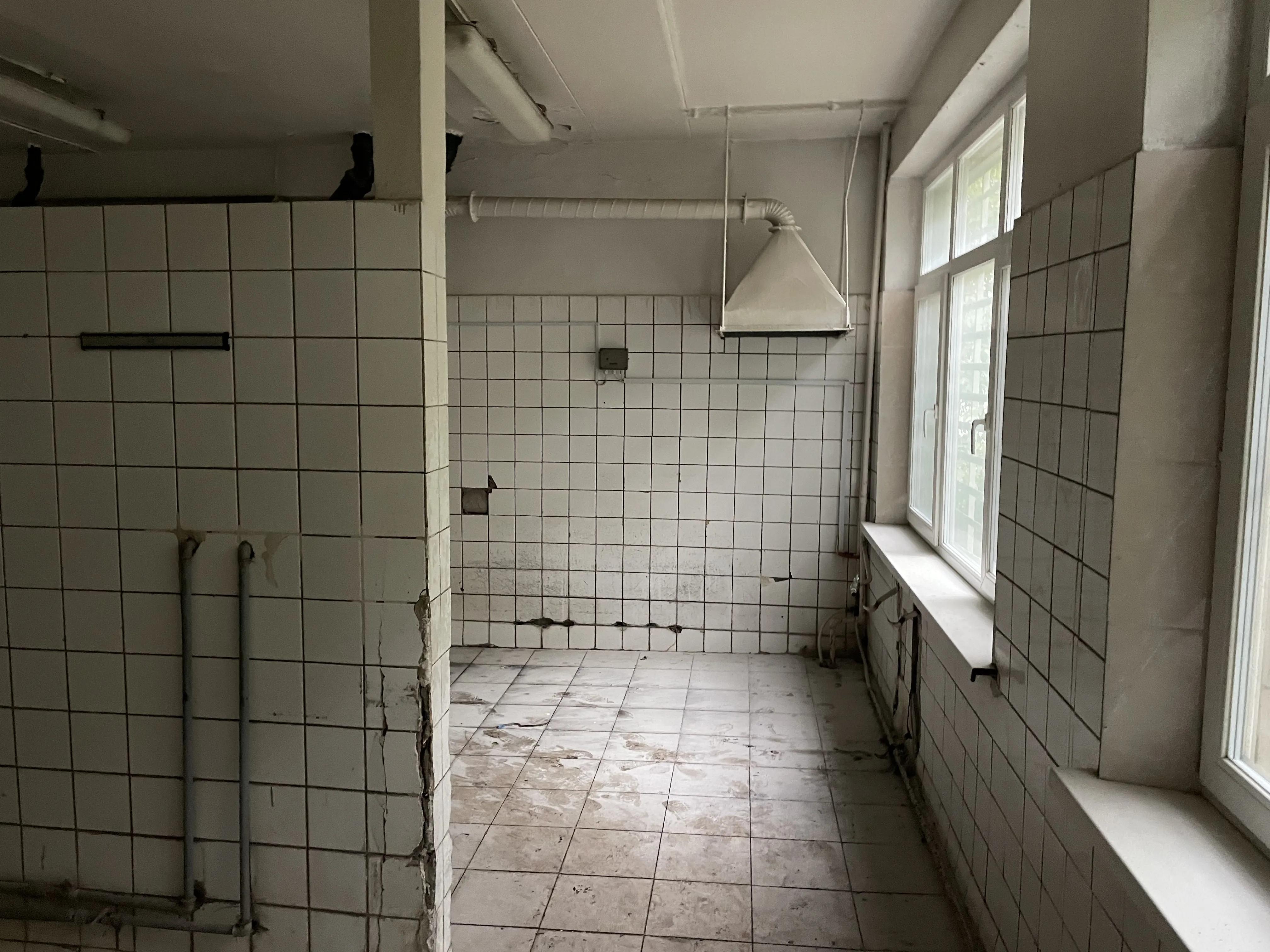 Заброшенный медцентр, фото 15