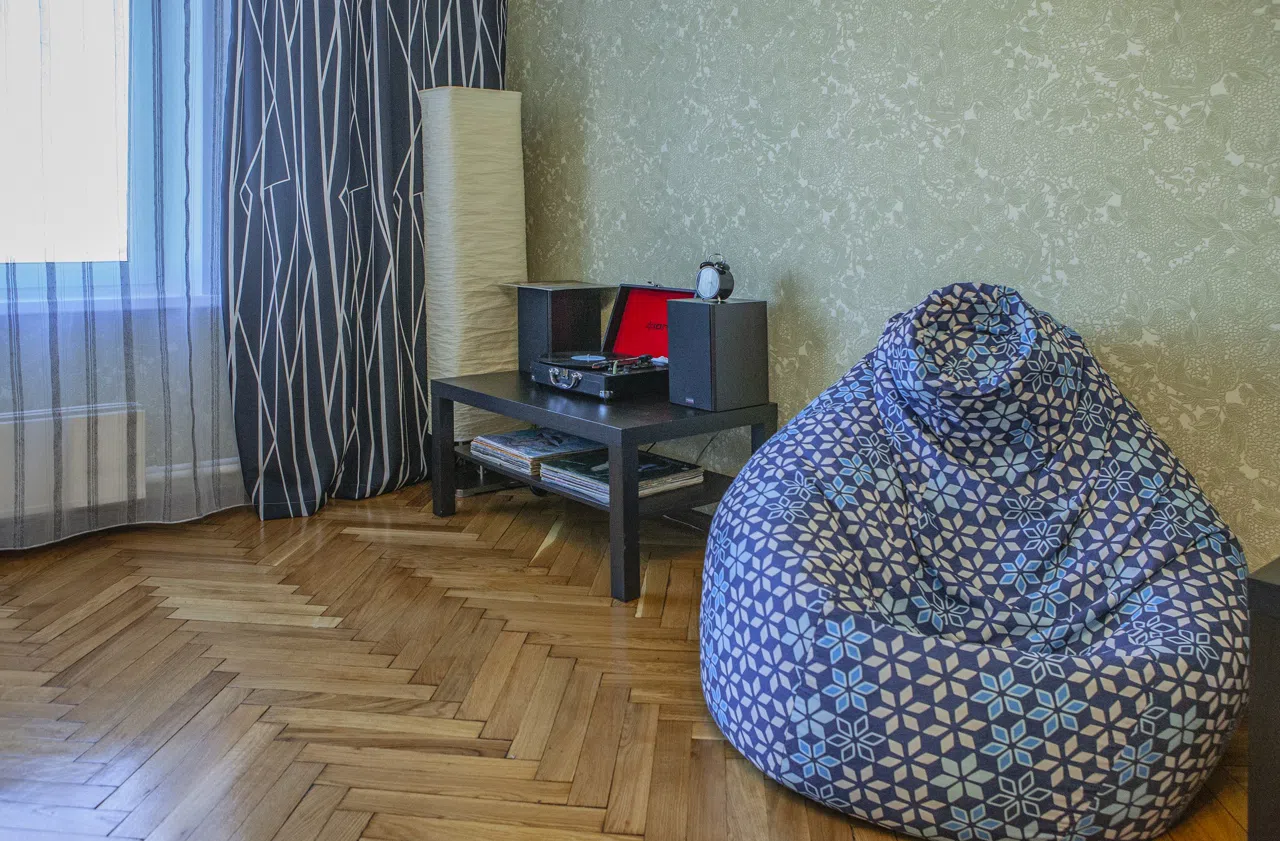 Квартира с фиолетовой кухней, фото 9