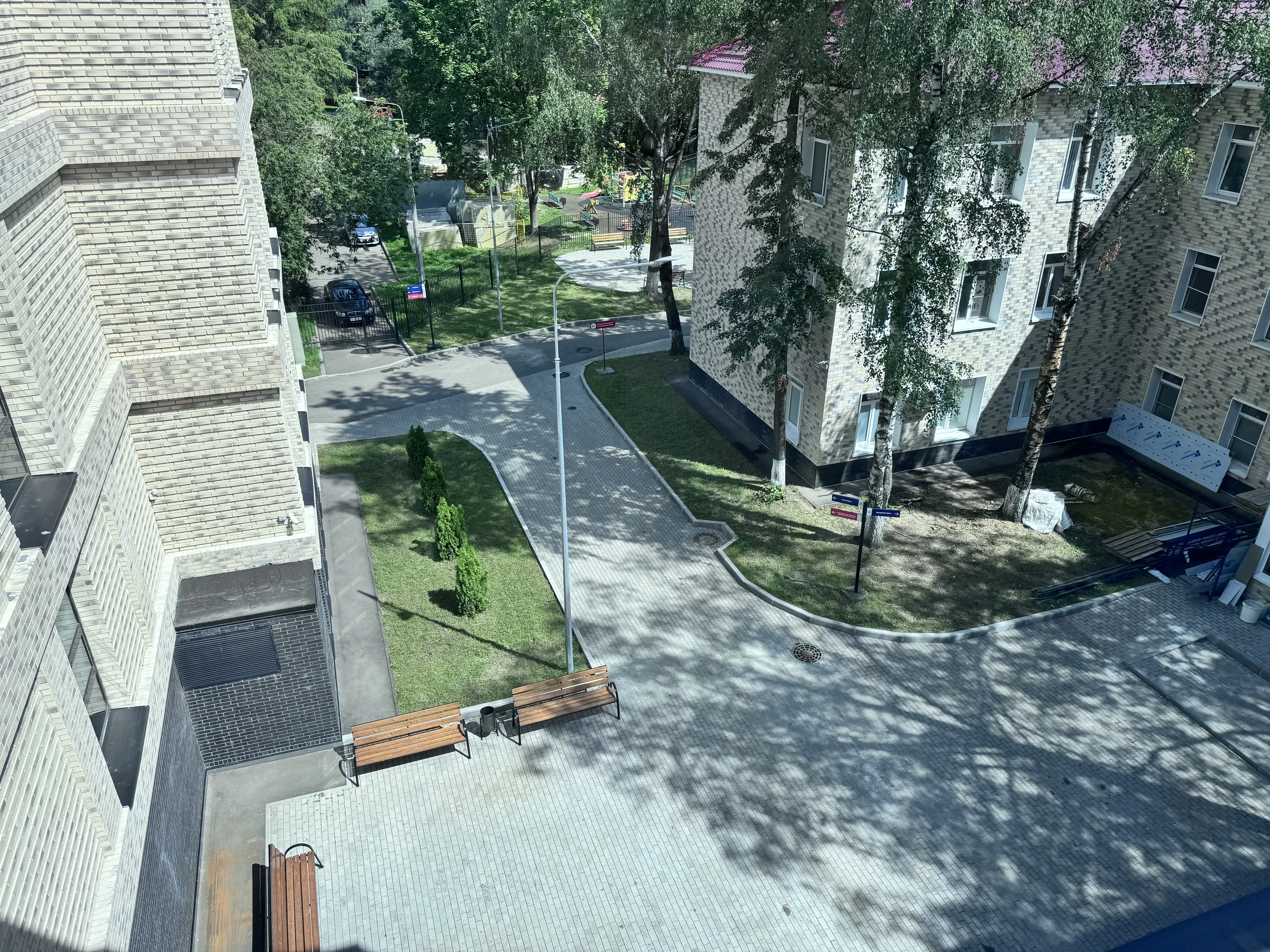 Больничный коридор в синем, фото 6