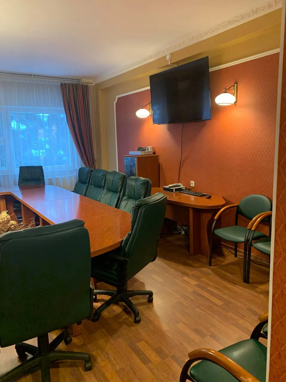 Коридор зеленых дверей, фото 22