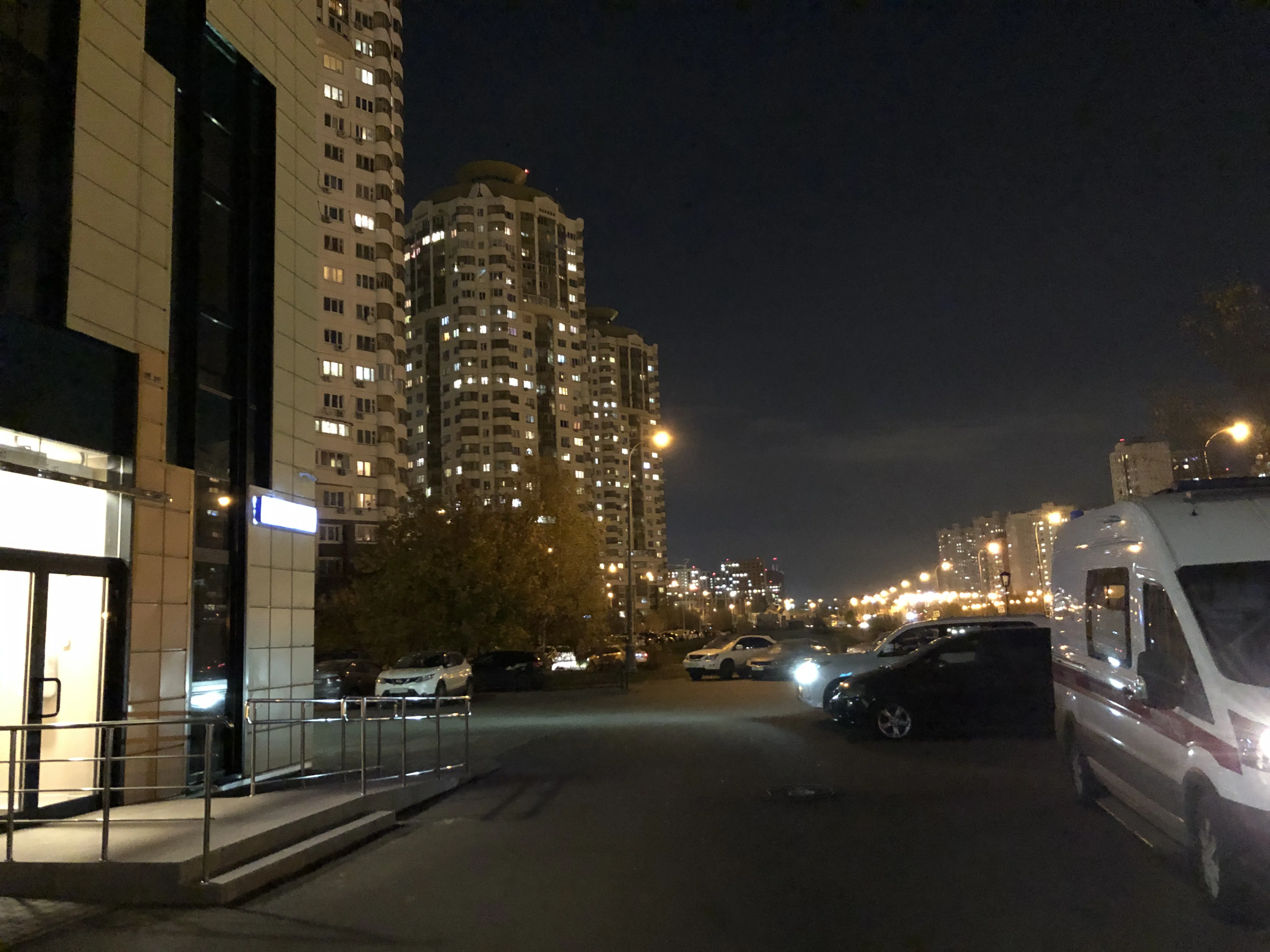Современный медцентр с ярким интерьером, фото 6