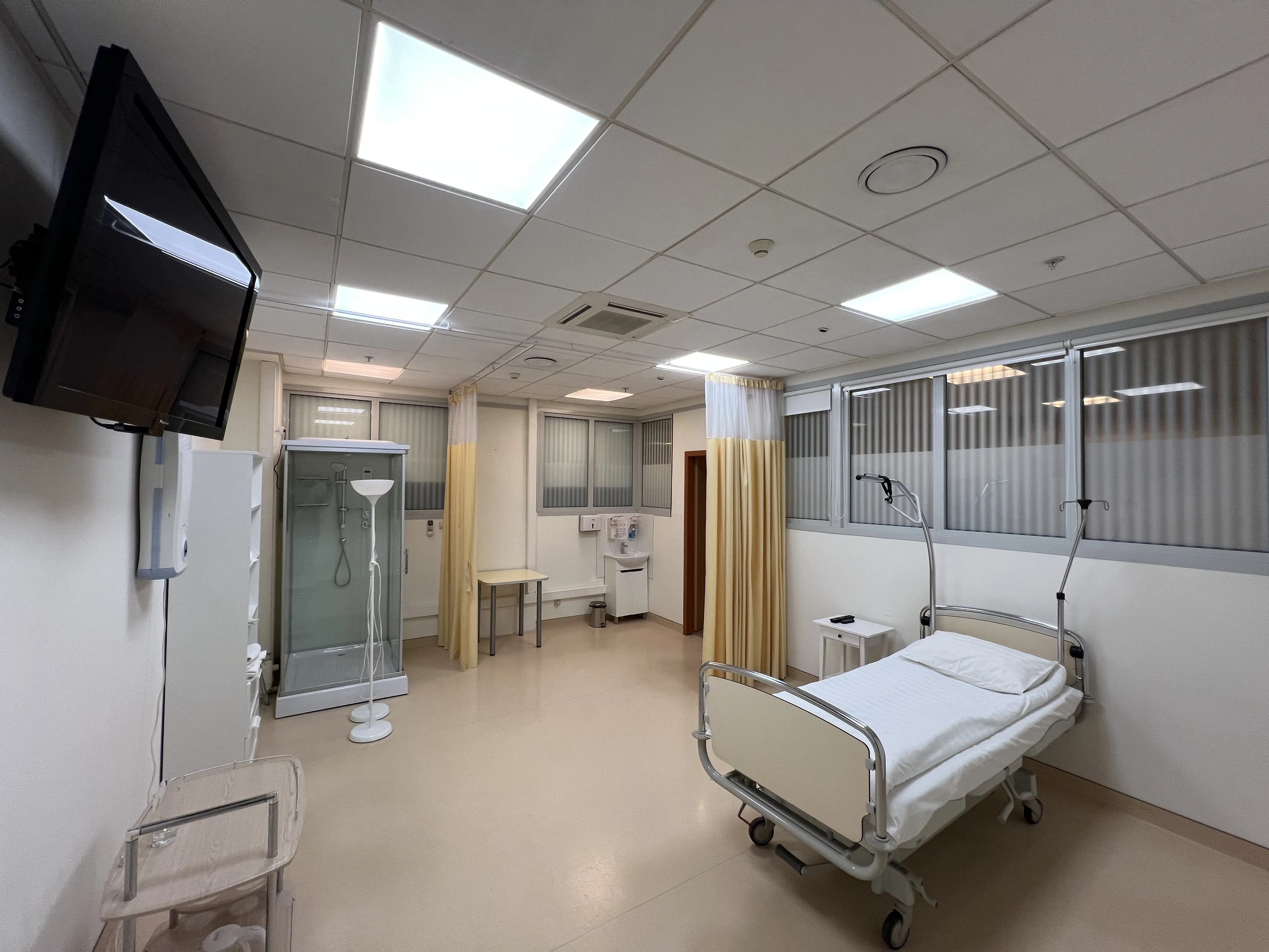 Медицинский центр с оборудованием, фото 19