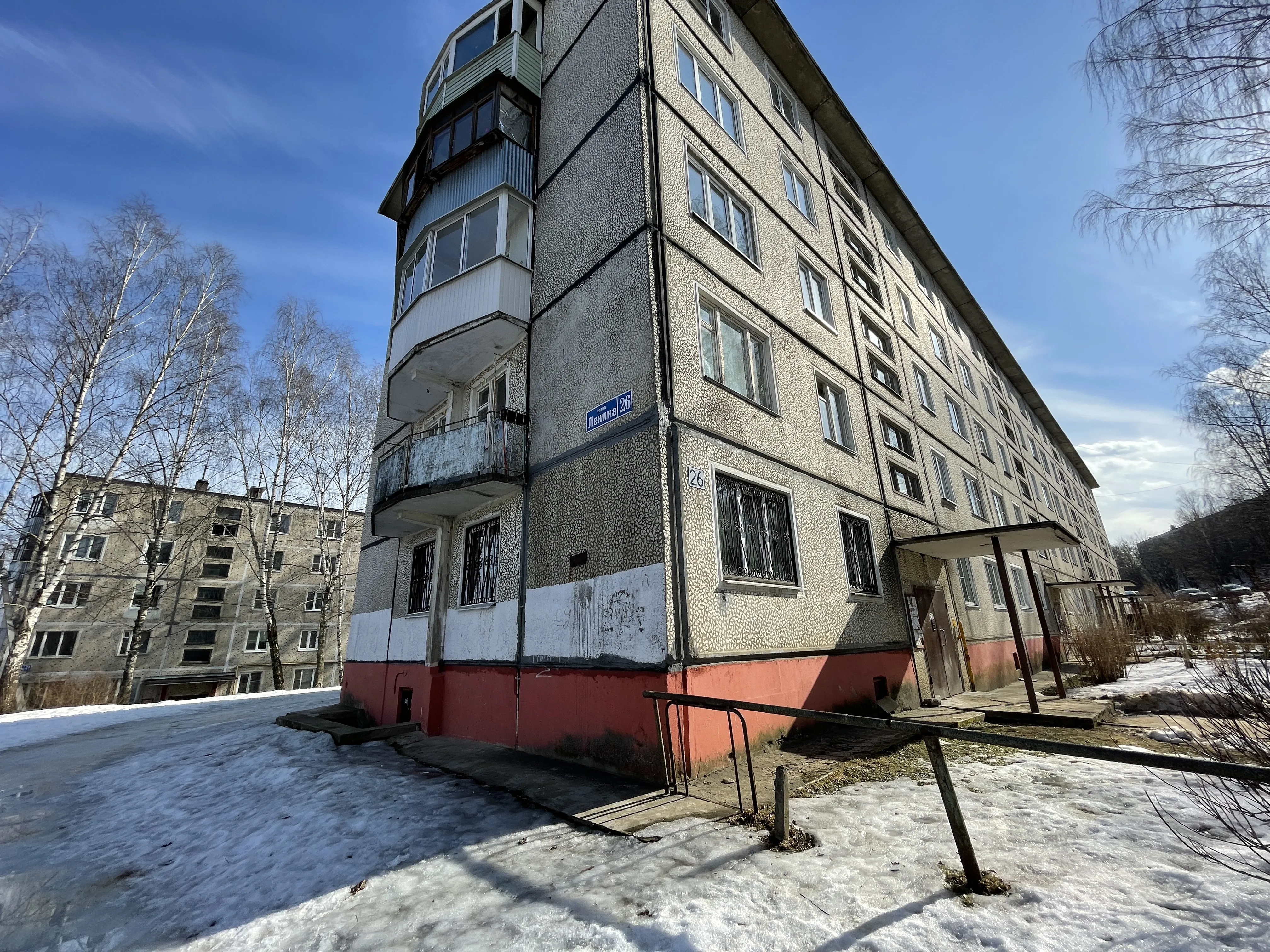 Ряд колонн и каркасов, фото 22
