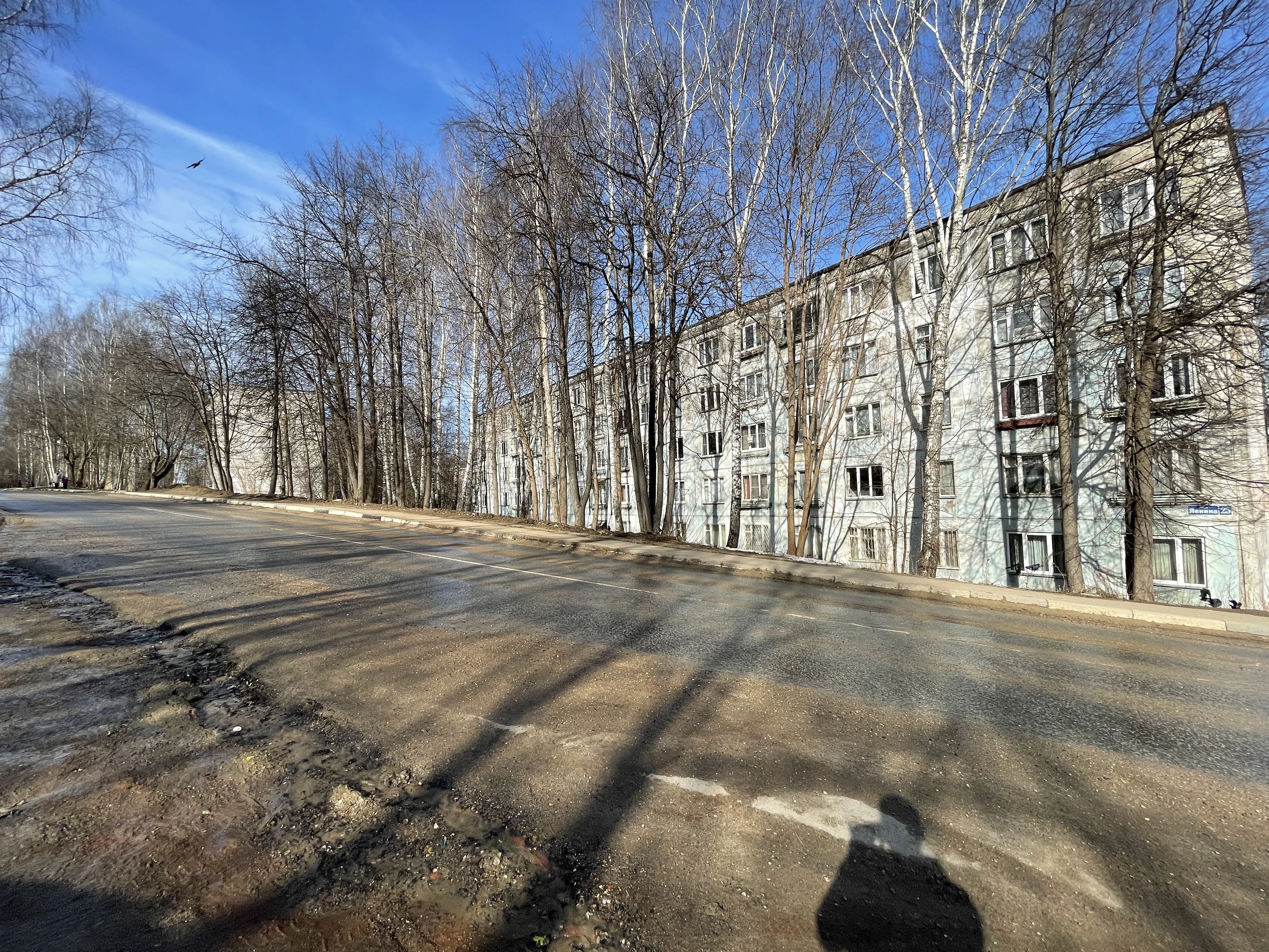 Ряд колонн и каркасов, фото 7