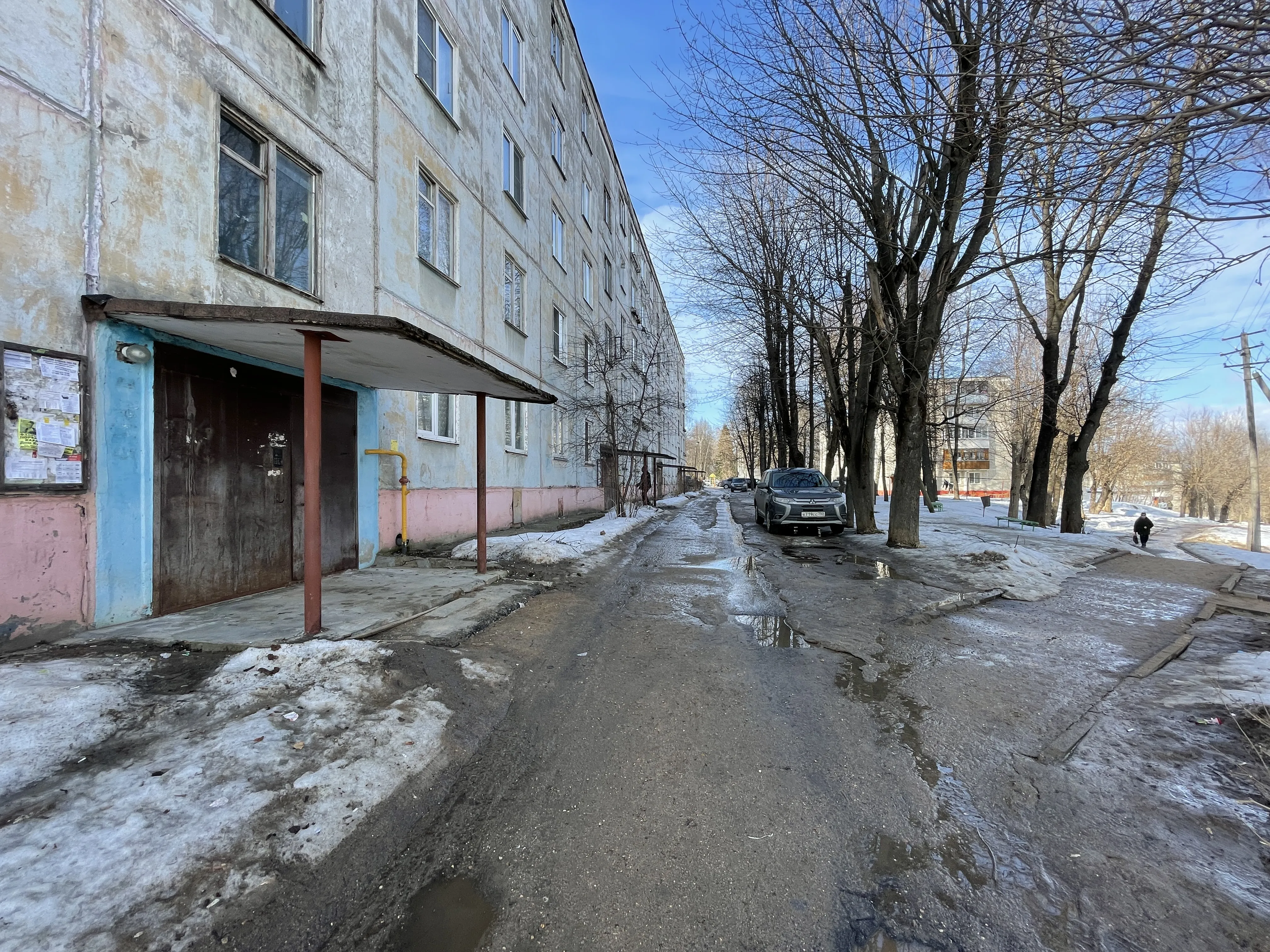 Ряд колонн и каркасов, фото 11