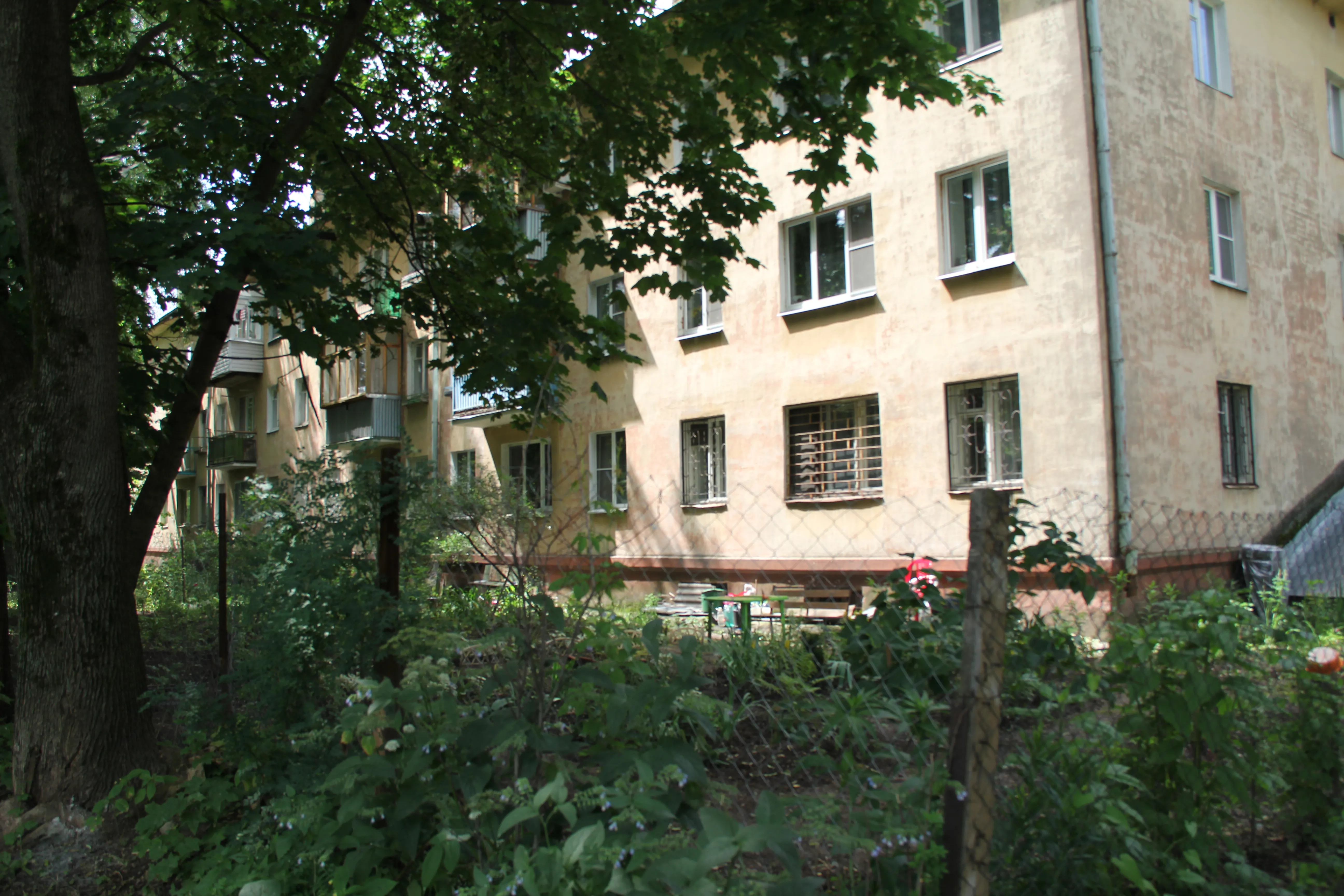 Сталинка во дворе, фото 19