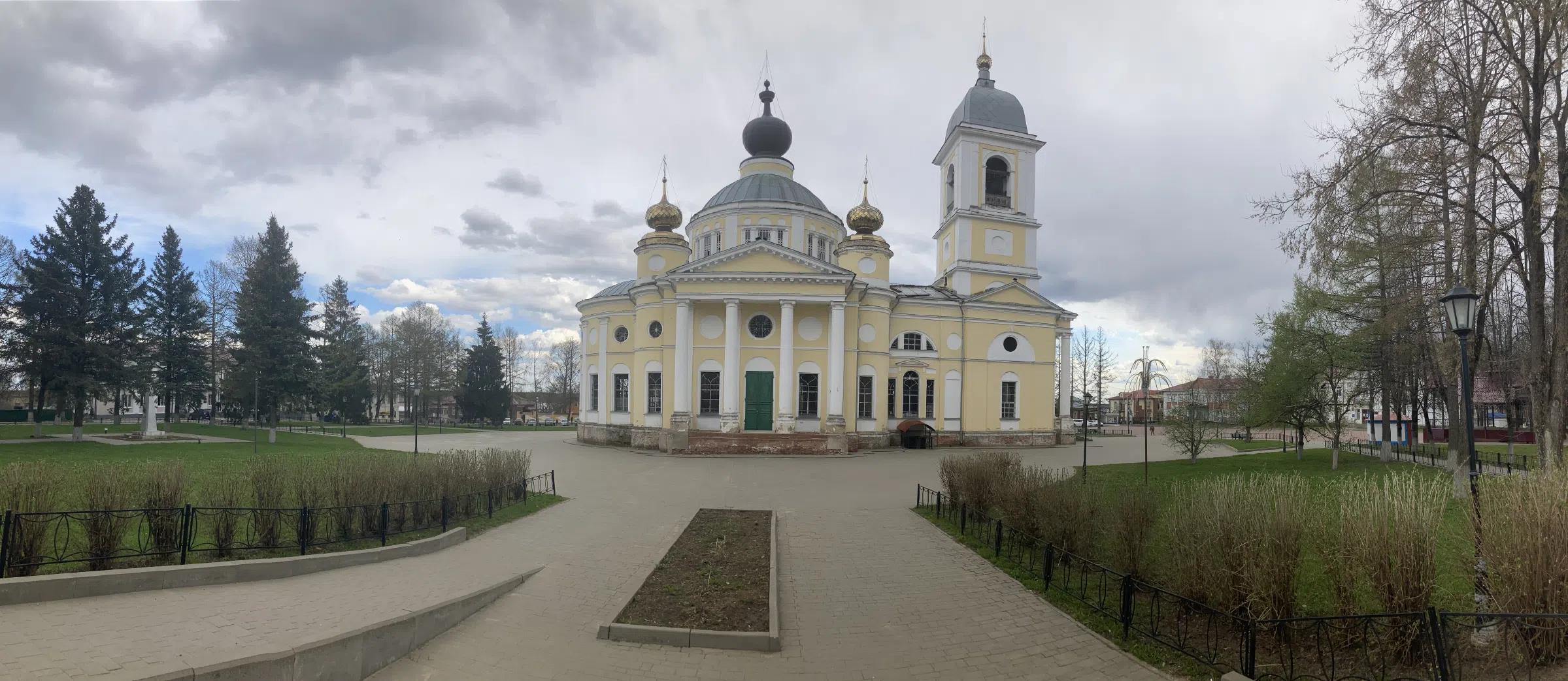 Храм на центральной площади, фото 3