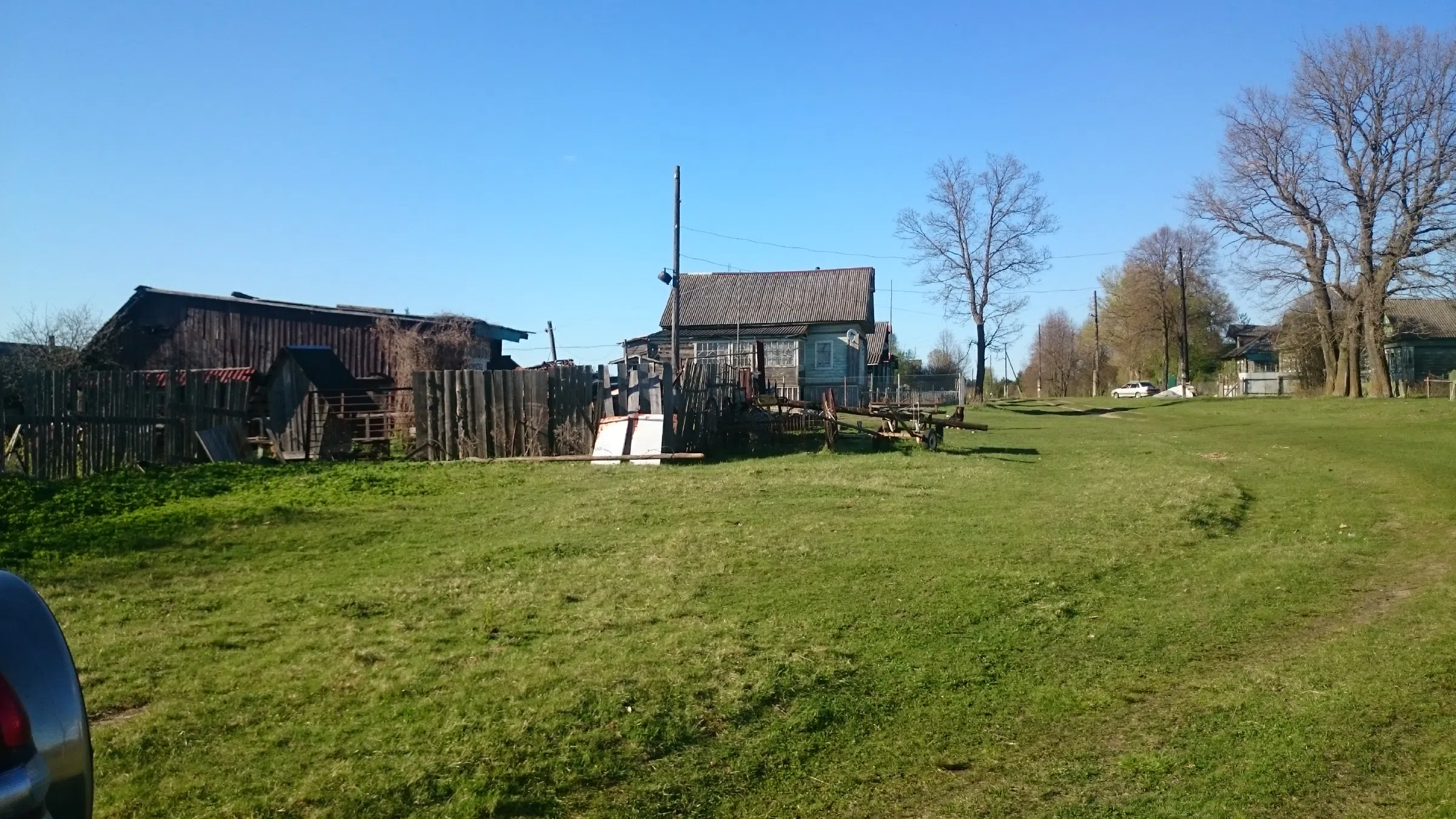 Деревенская изба с забором, фото 13