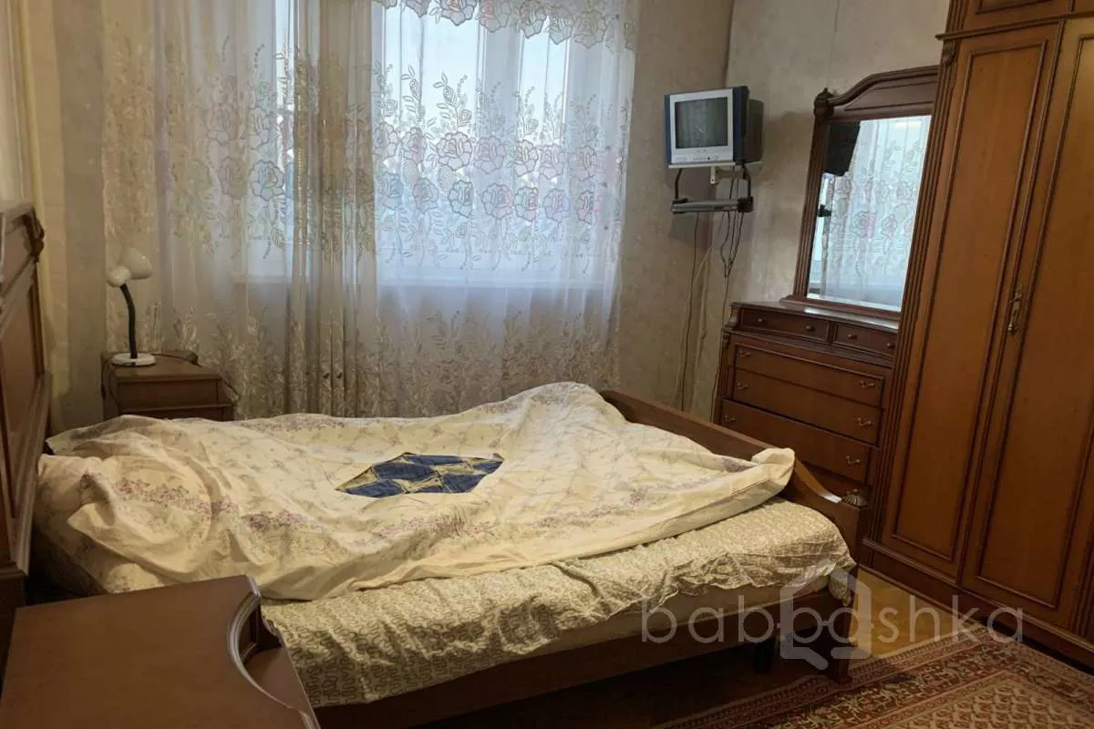 Квартира с деревянной кухней, фото 12