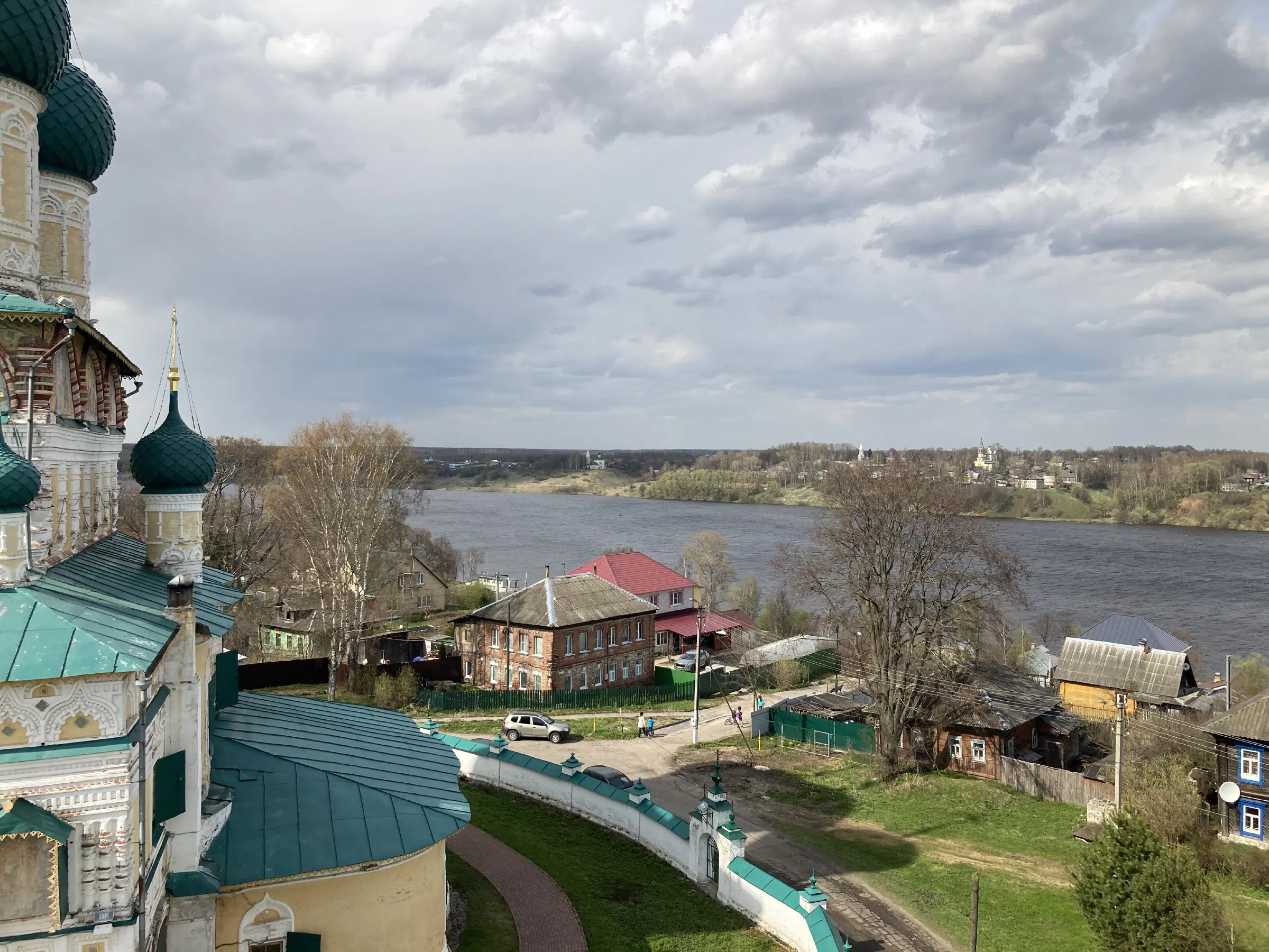 Церковь у реки, фото 23