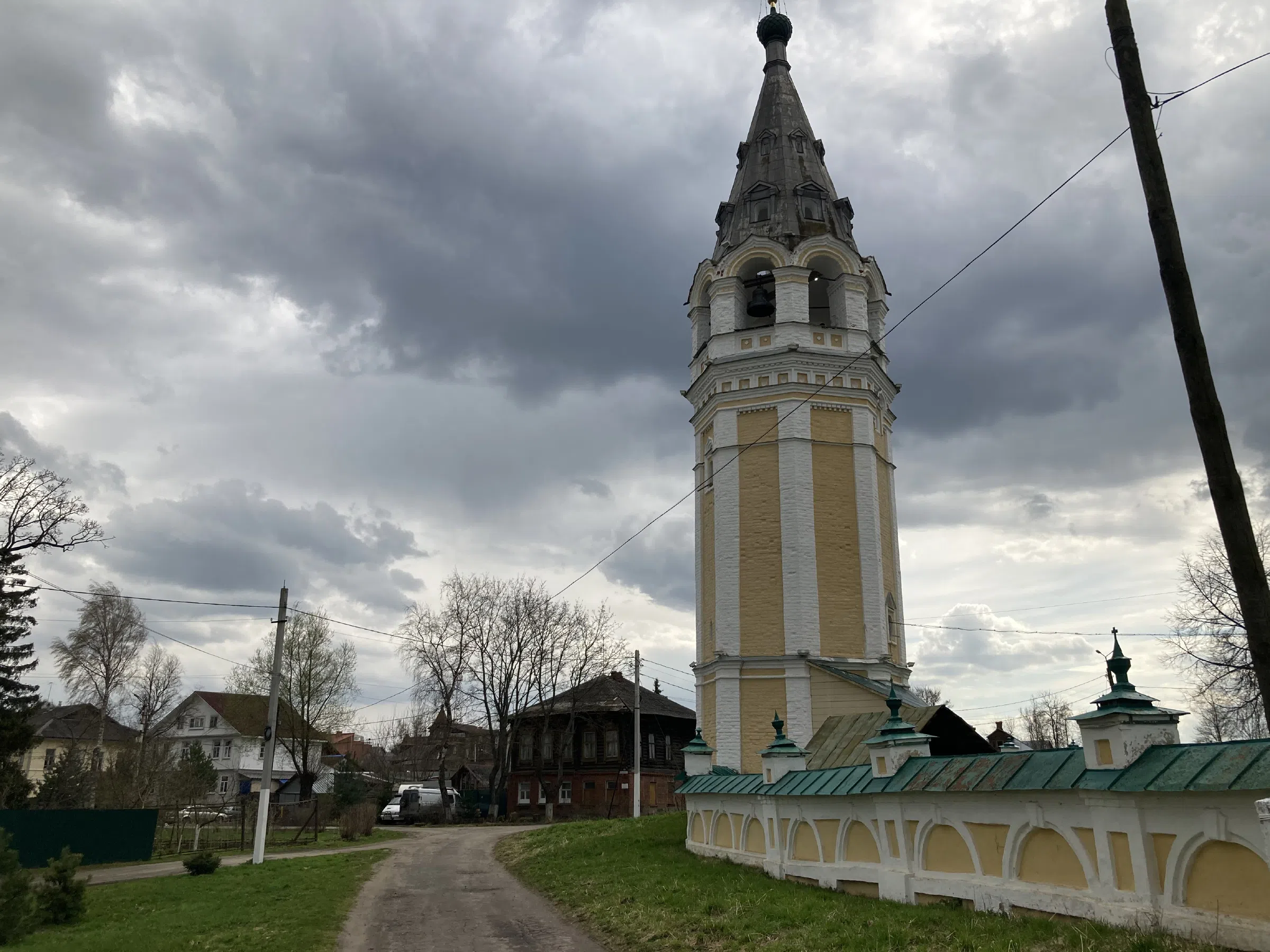 Церковь у реки, фото 5