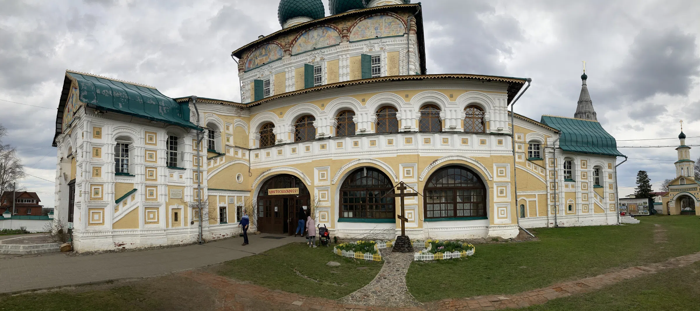 Церковь у реки, фото 15