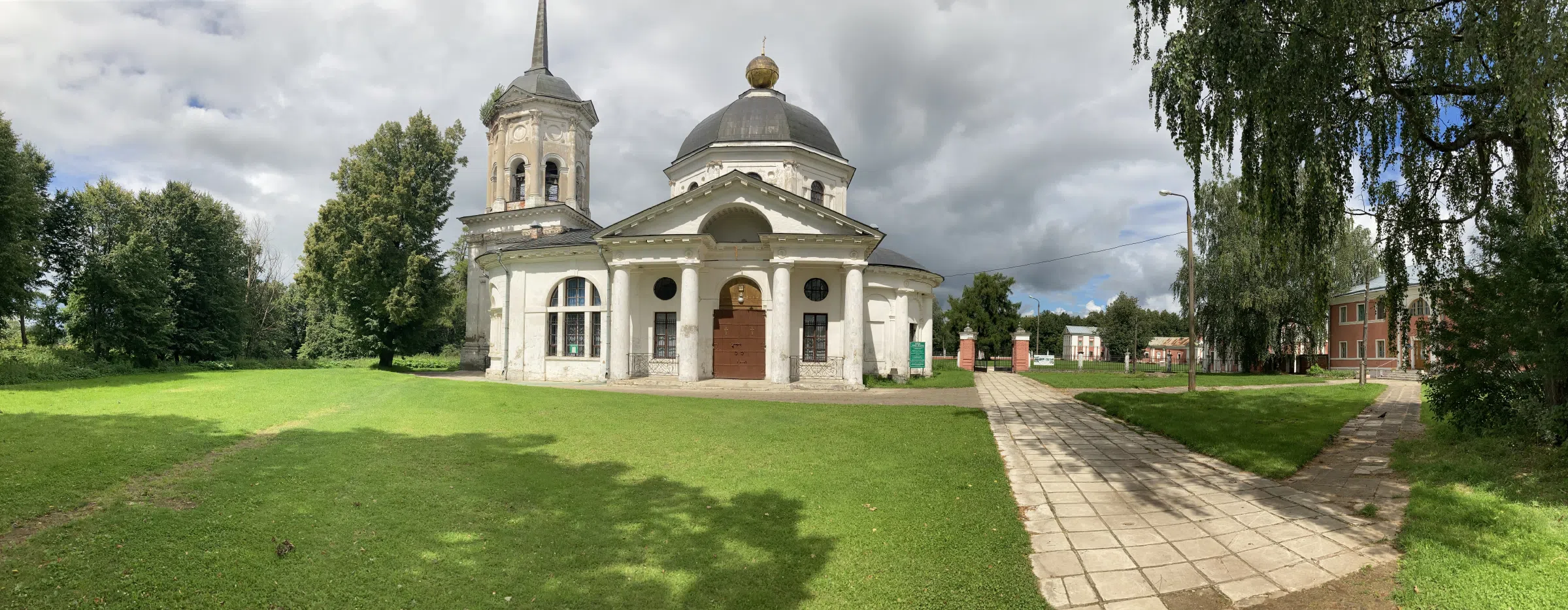 Классическая усадьба с колоннами, фото 21