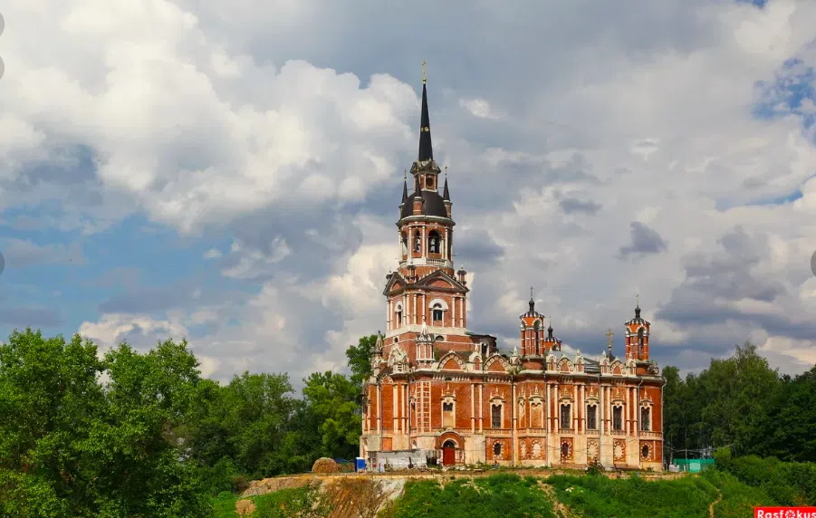 Церковь на высоком холме, фото 2