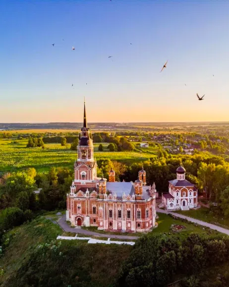 Церковь на высоком холме, фото 5