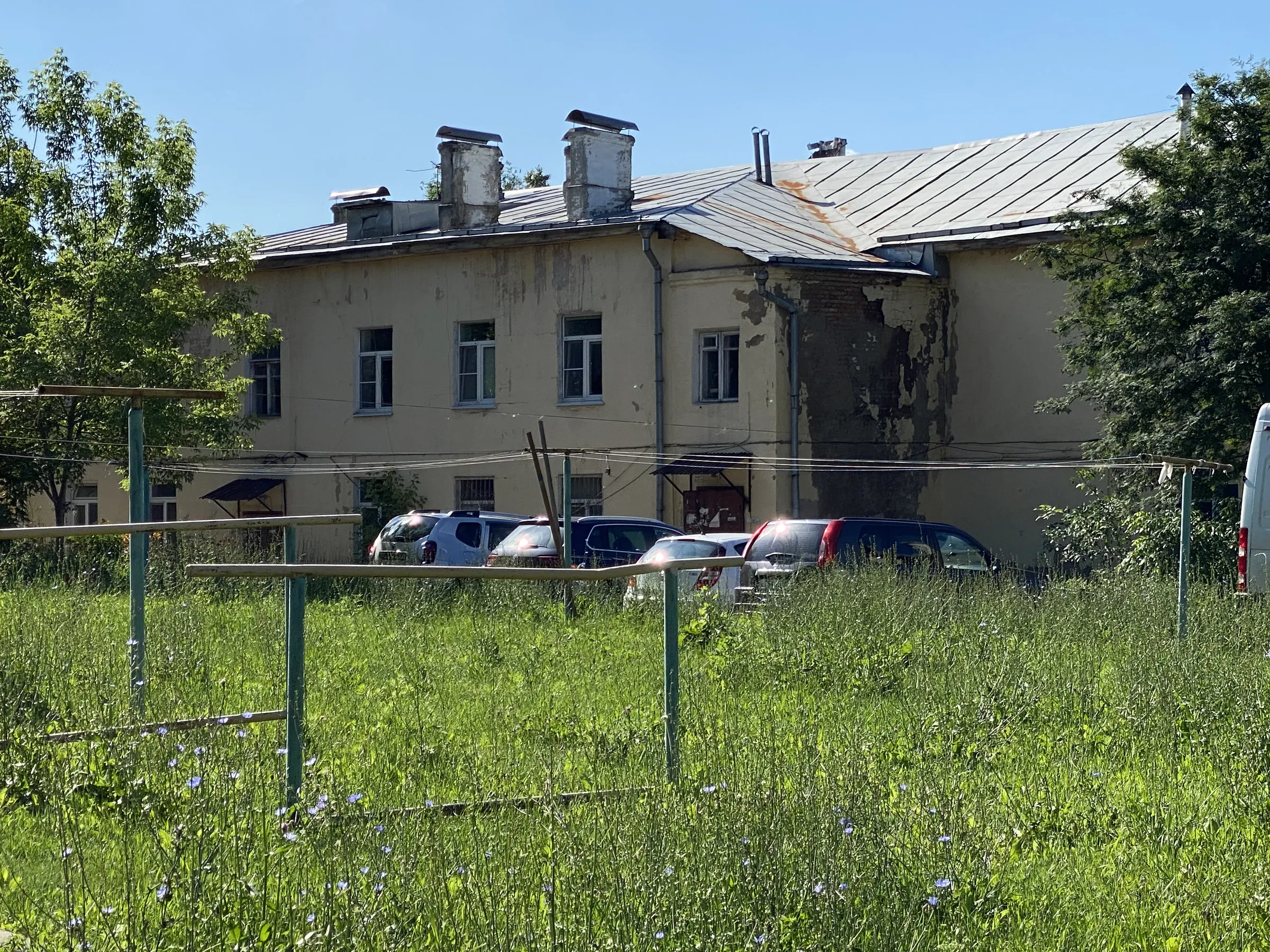 Старый двор с колокольней, фото 7