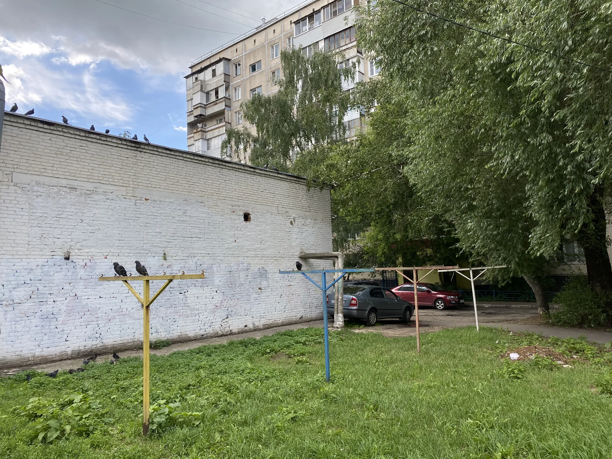 Двор с трубопроводом, фото 6