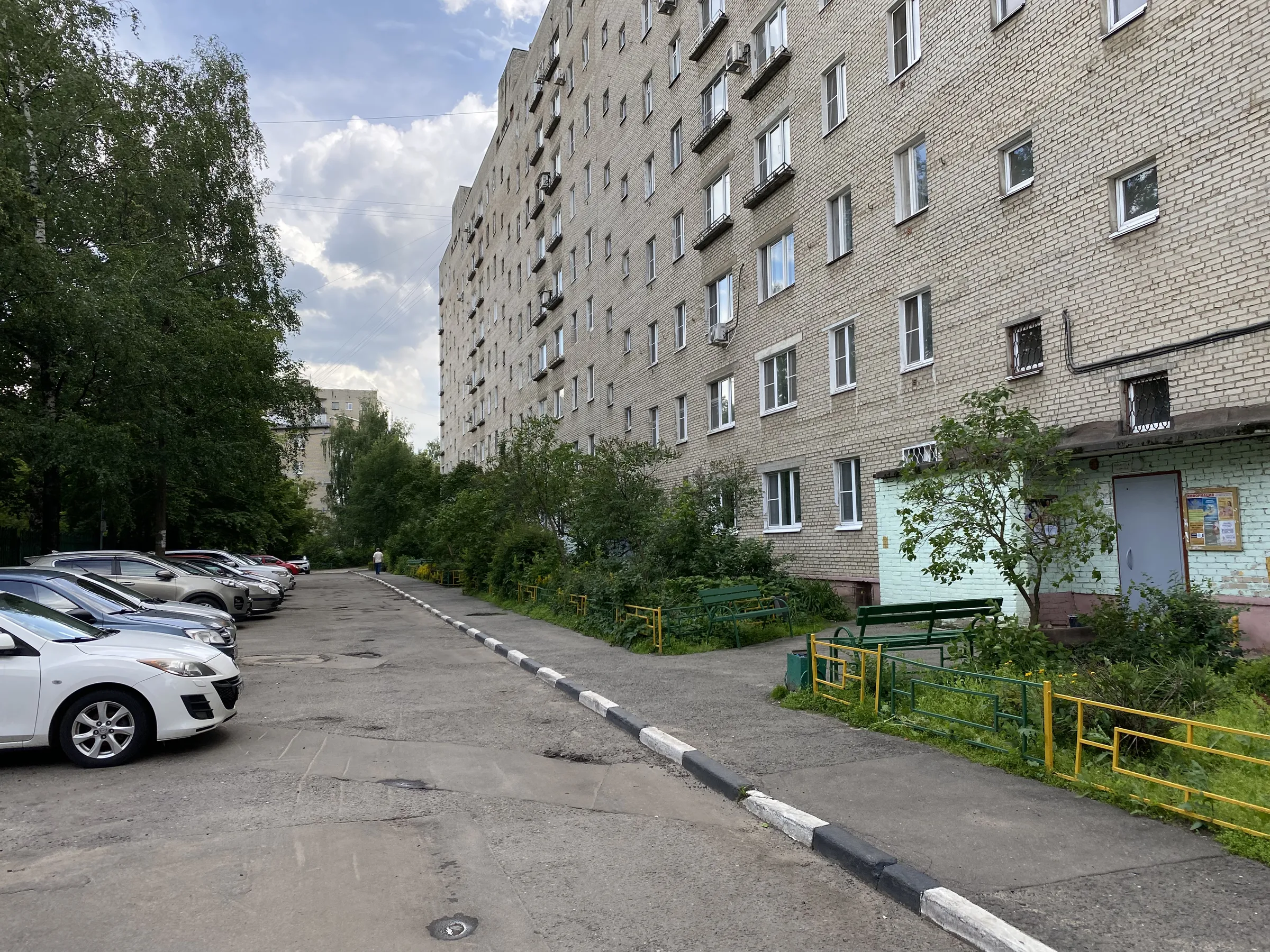 Двор с трубопроводом, фото 3