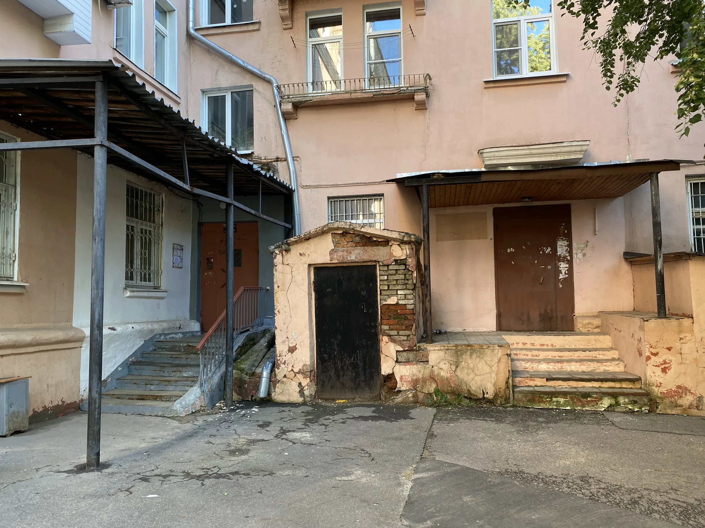 Подъезд с арками, фото 1