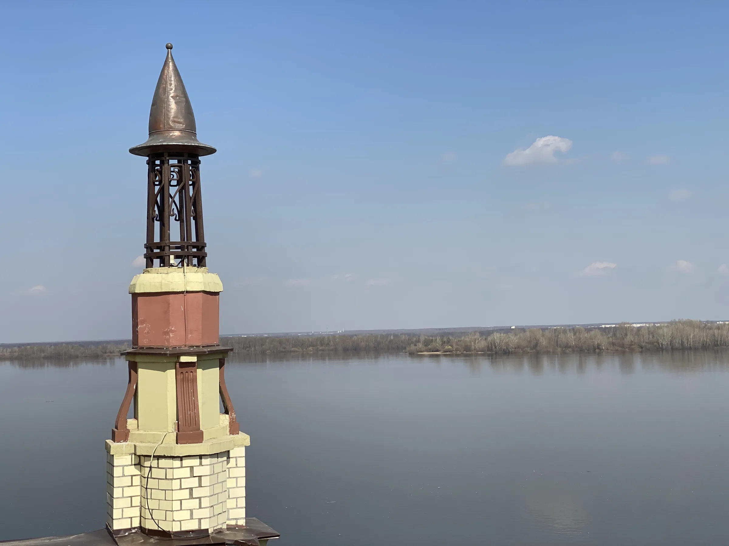 Офис с видом на Волгу и башенки, фото 2