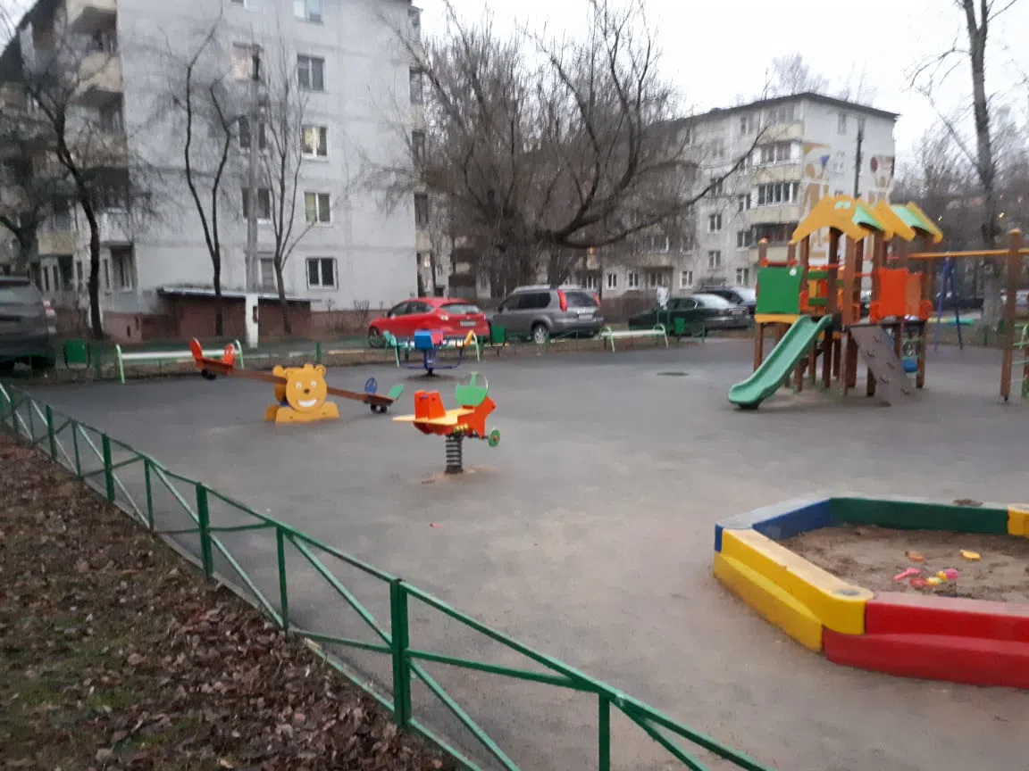 Детская площадка в парке, фото 7