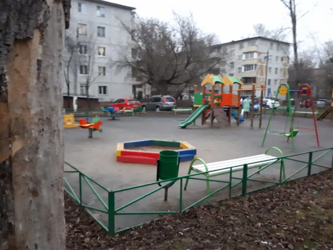 Детская площадка в парке, фото 6