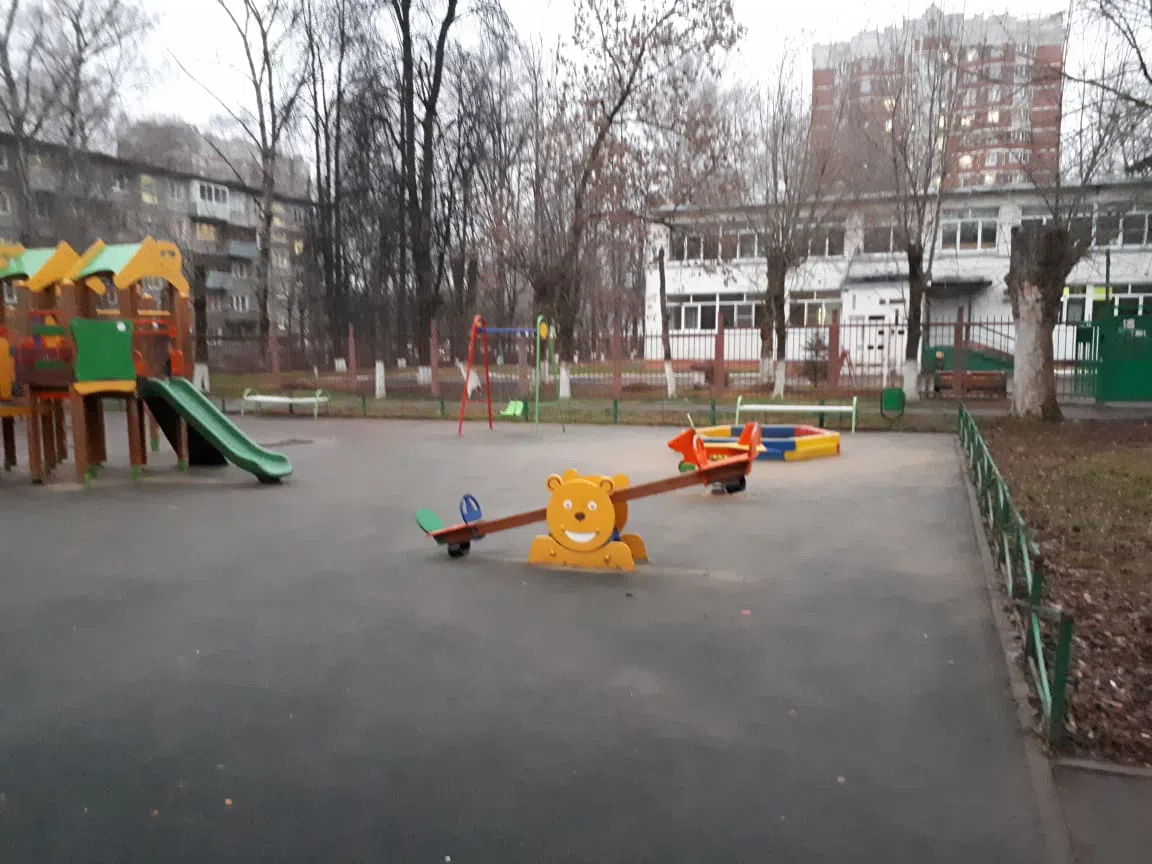 Детская площадка в парке, фото 5