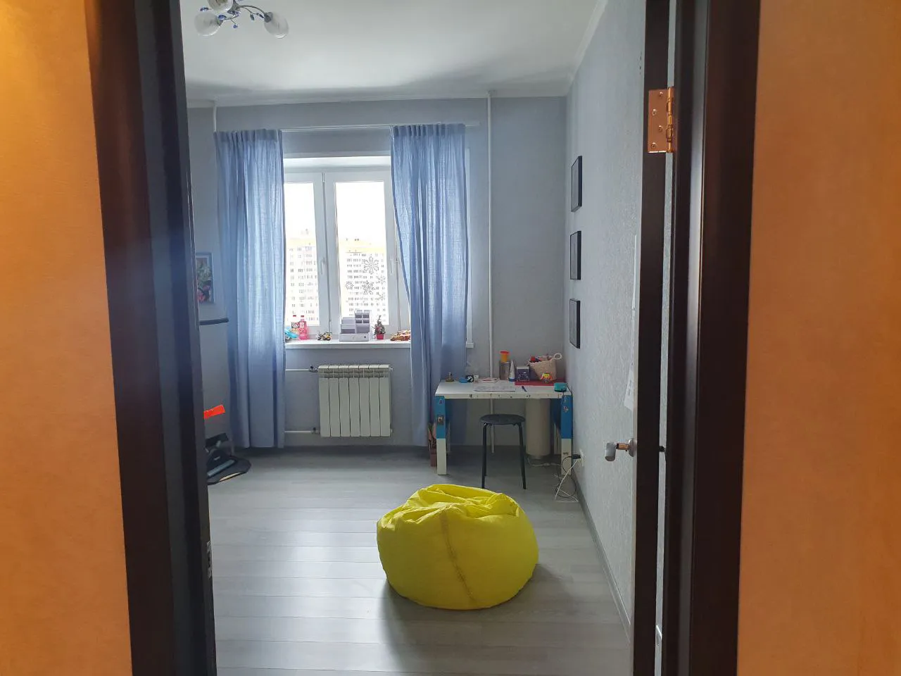 Квартира с деревянной стенкой, фото 14