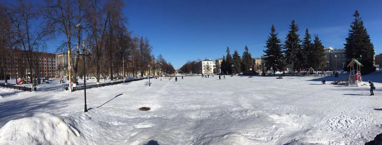 Зимний сквер с колоннадой, фото 2