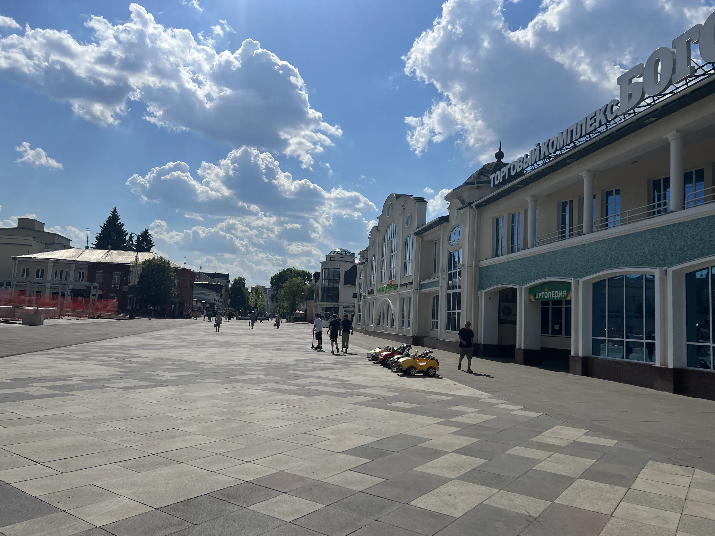 Квартира с видом на площадь, фото 1