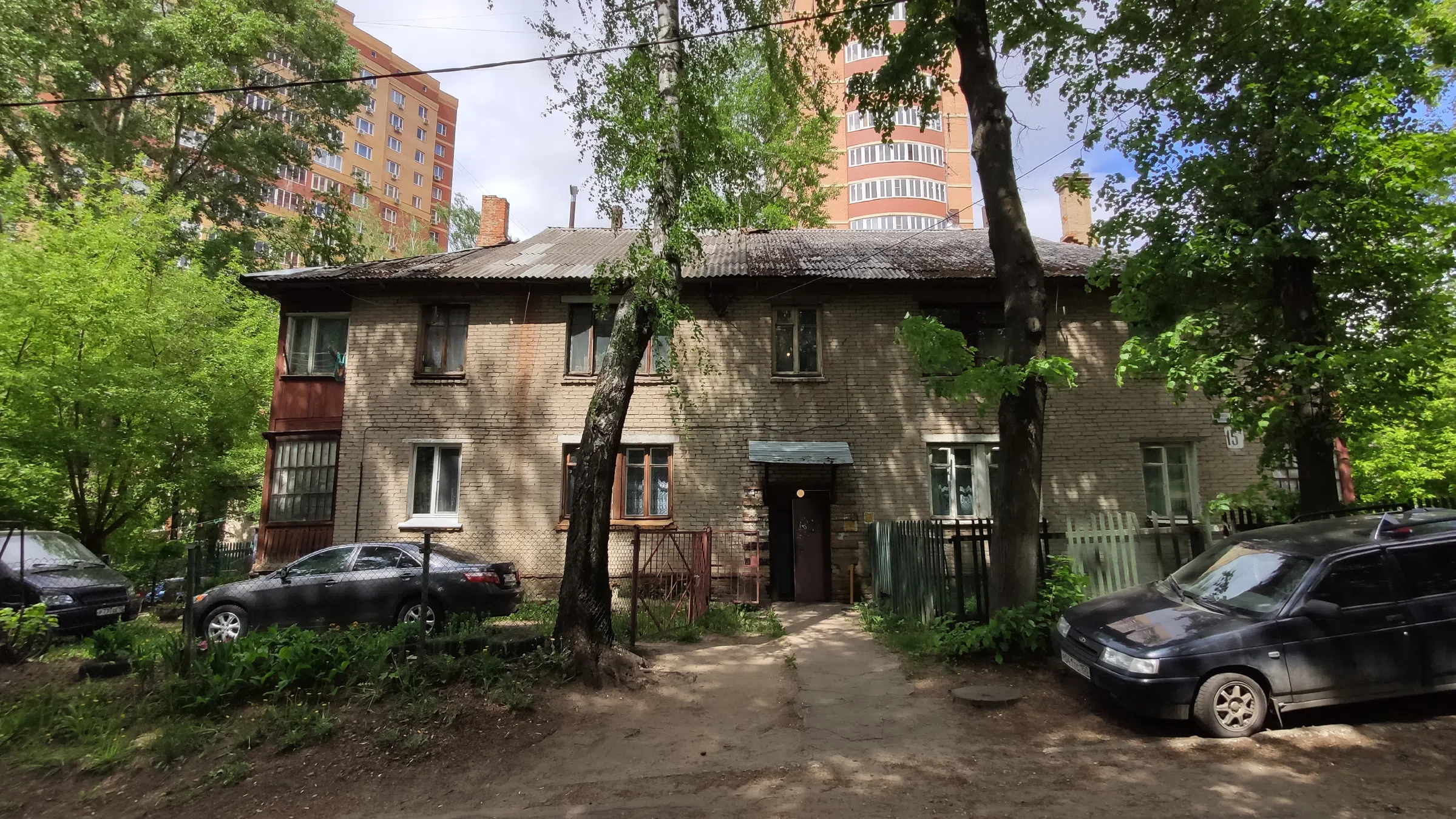 Деревенский дом с резьбой, фото 10