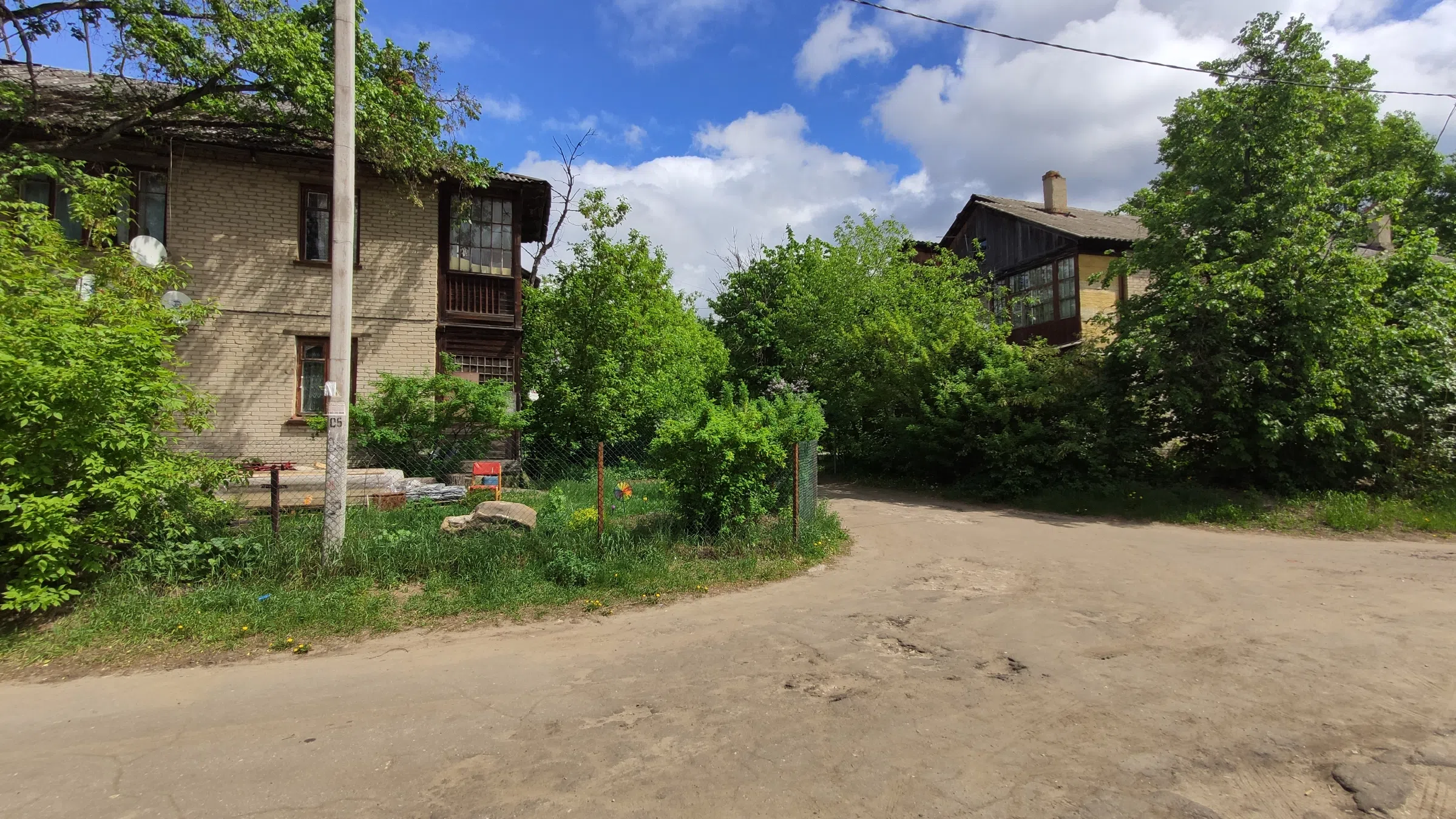 Деревенский дом с резьбой, фото 7