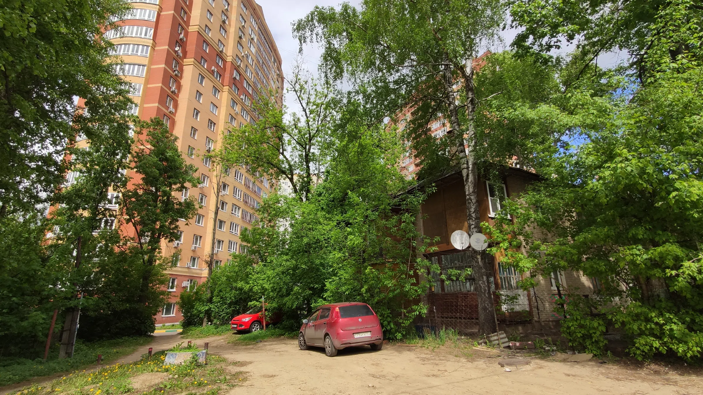 Деревенский дом с резьбой, фото 13