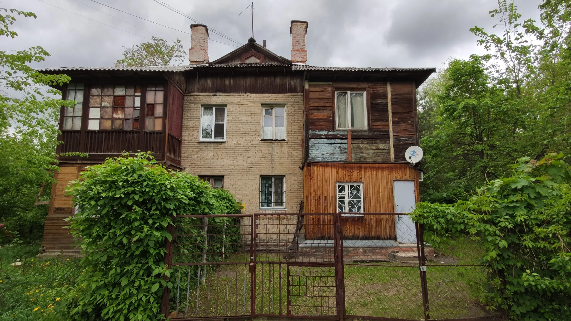 Деревенский дом с резьбой, фото 24