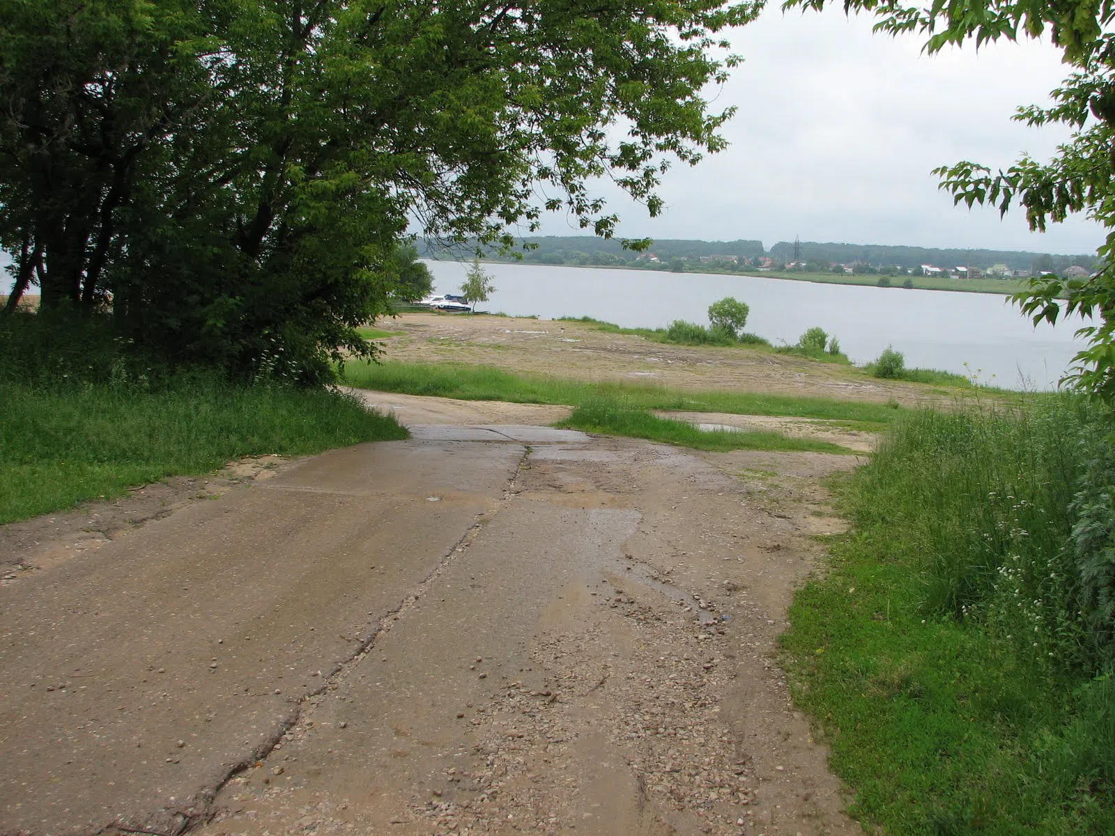 Природный ландшафт с водоемом, фото 16