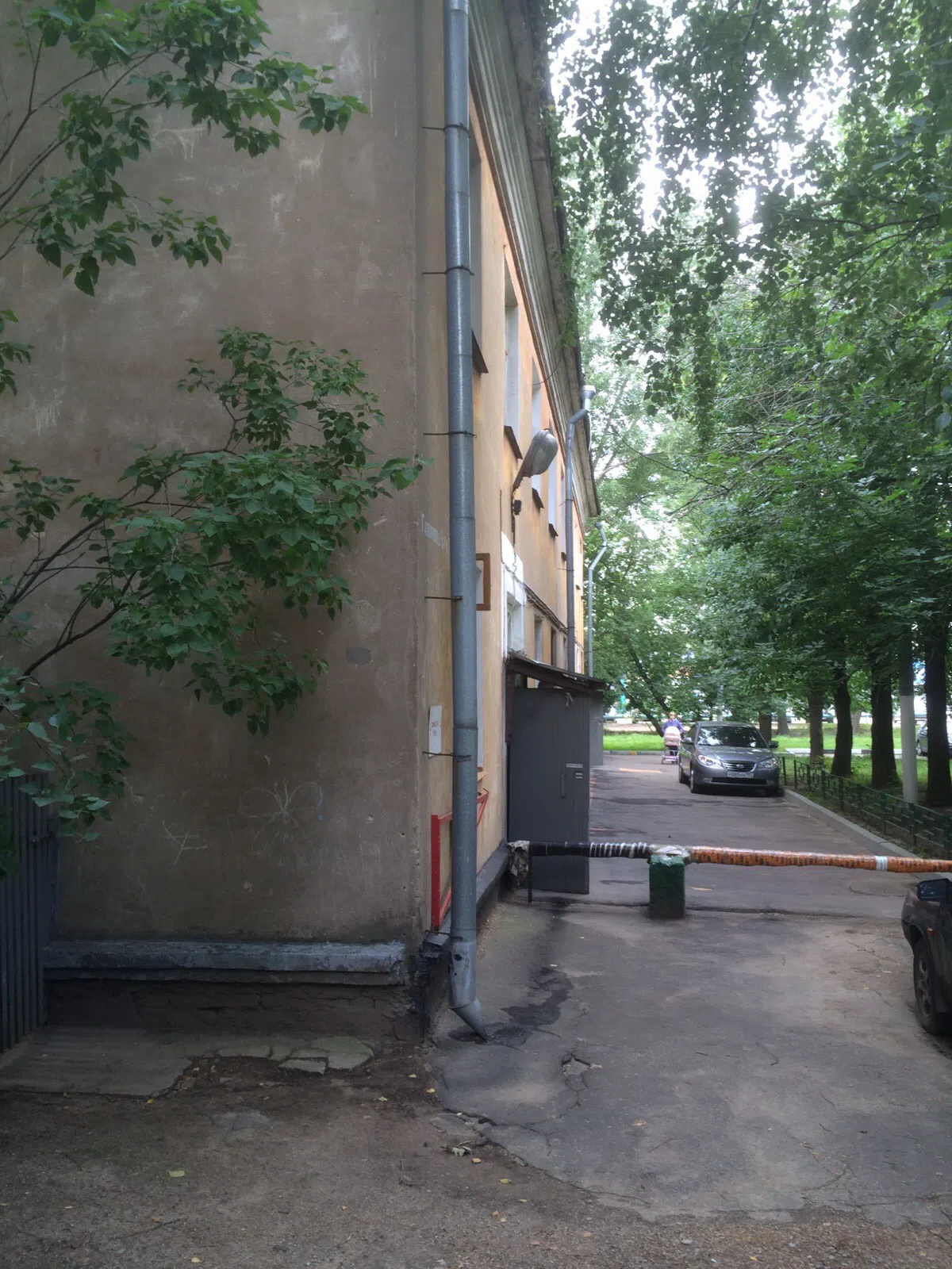 Сталинка с двором и подъездами, фото 14