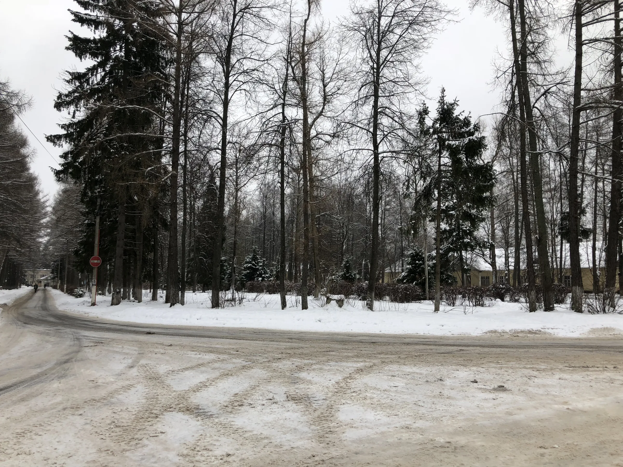 Заброшенный поселок при заводе, фото 9