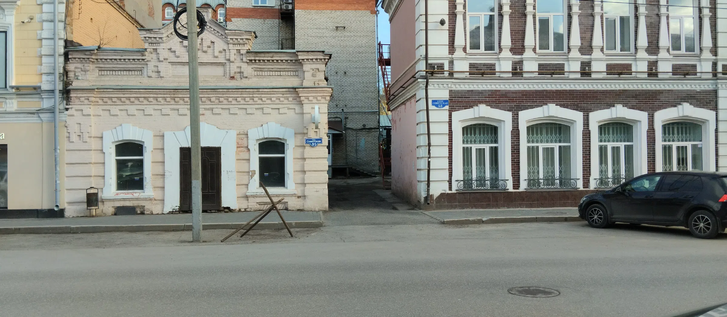 Улица со старинными зданиями, фото 13