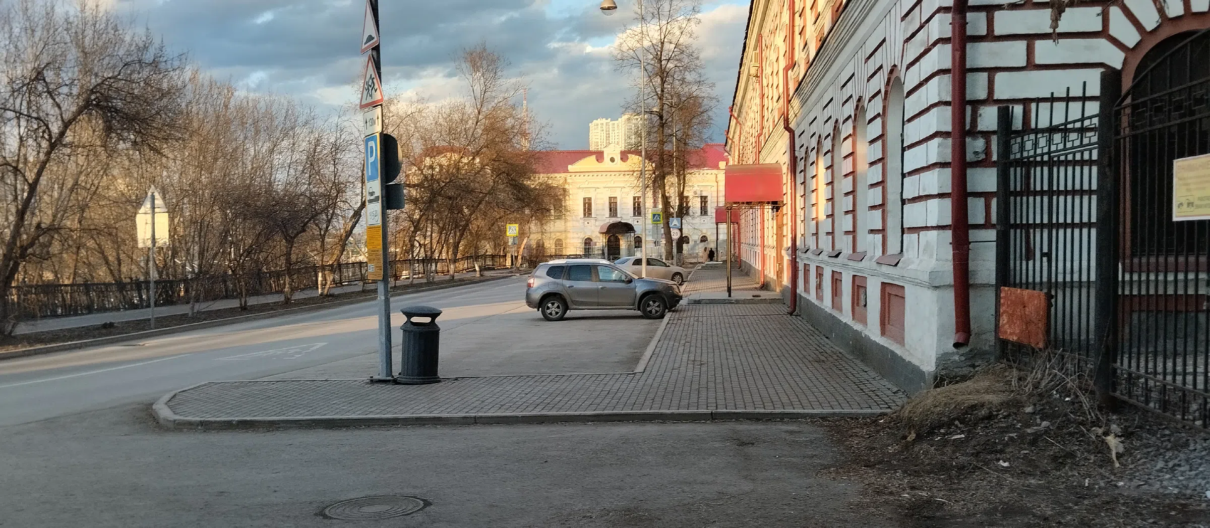 Улица с видом на реку, фото 12