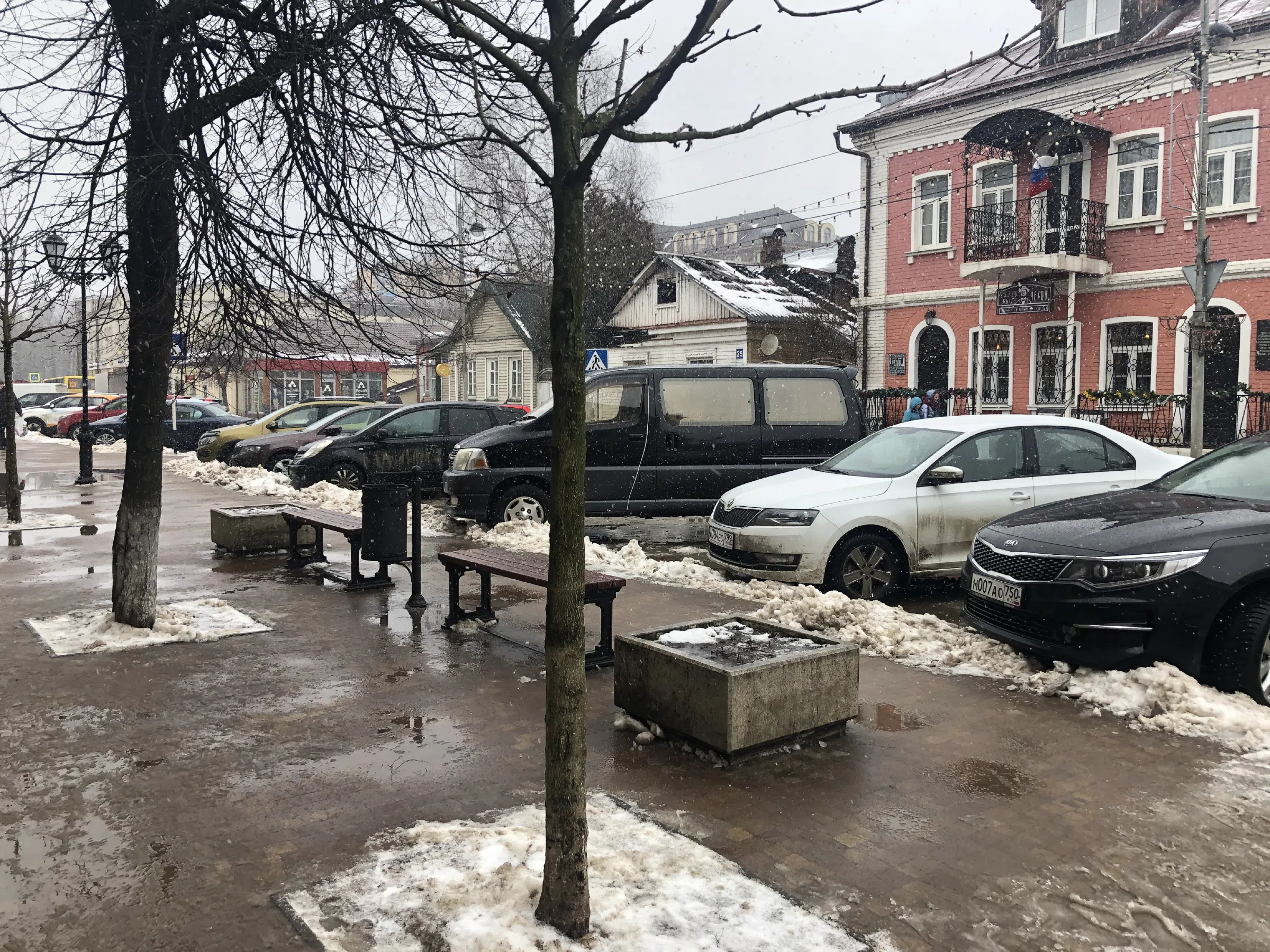 улица с эклектичной застройкой, фото 16
