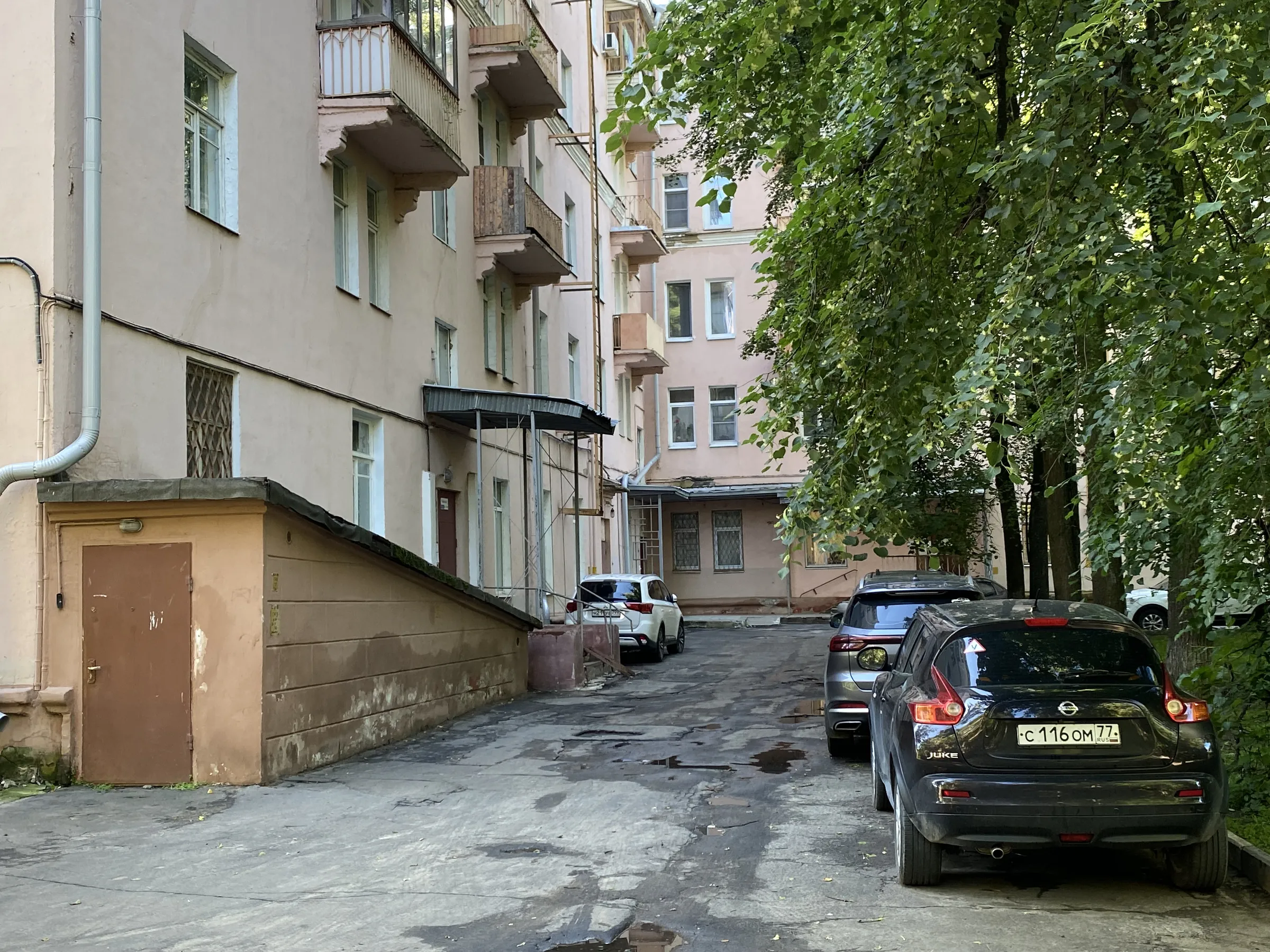 Сталинка с уютным двором, фото 2