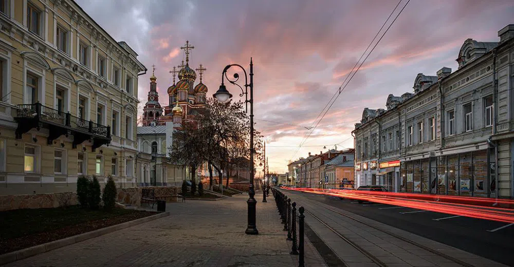 Старинная улица с храмом, фото 6